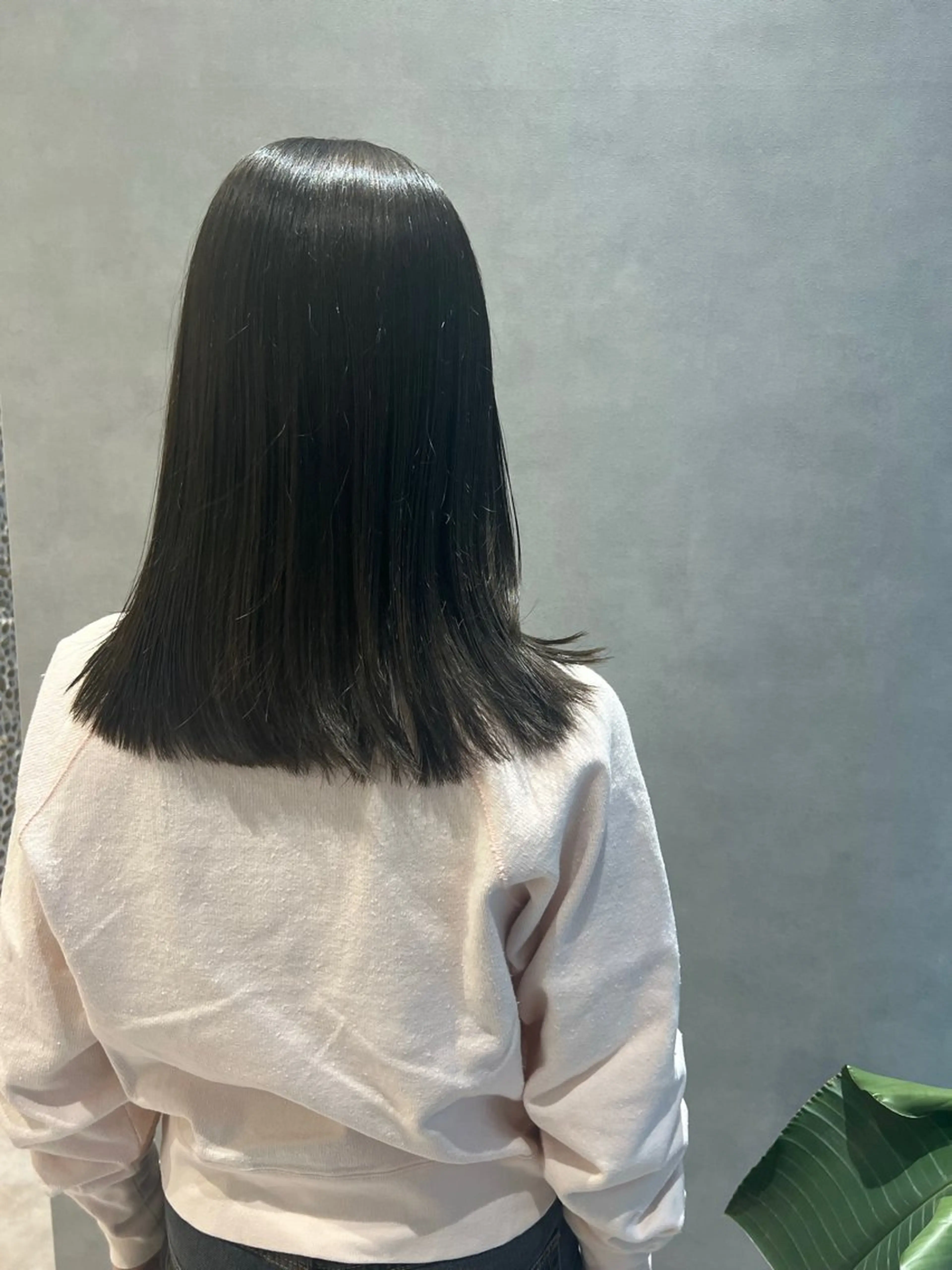 カット+前髪ストレート+oggiotto3step トリートメントの写真