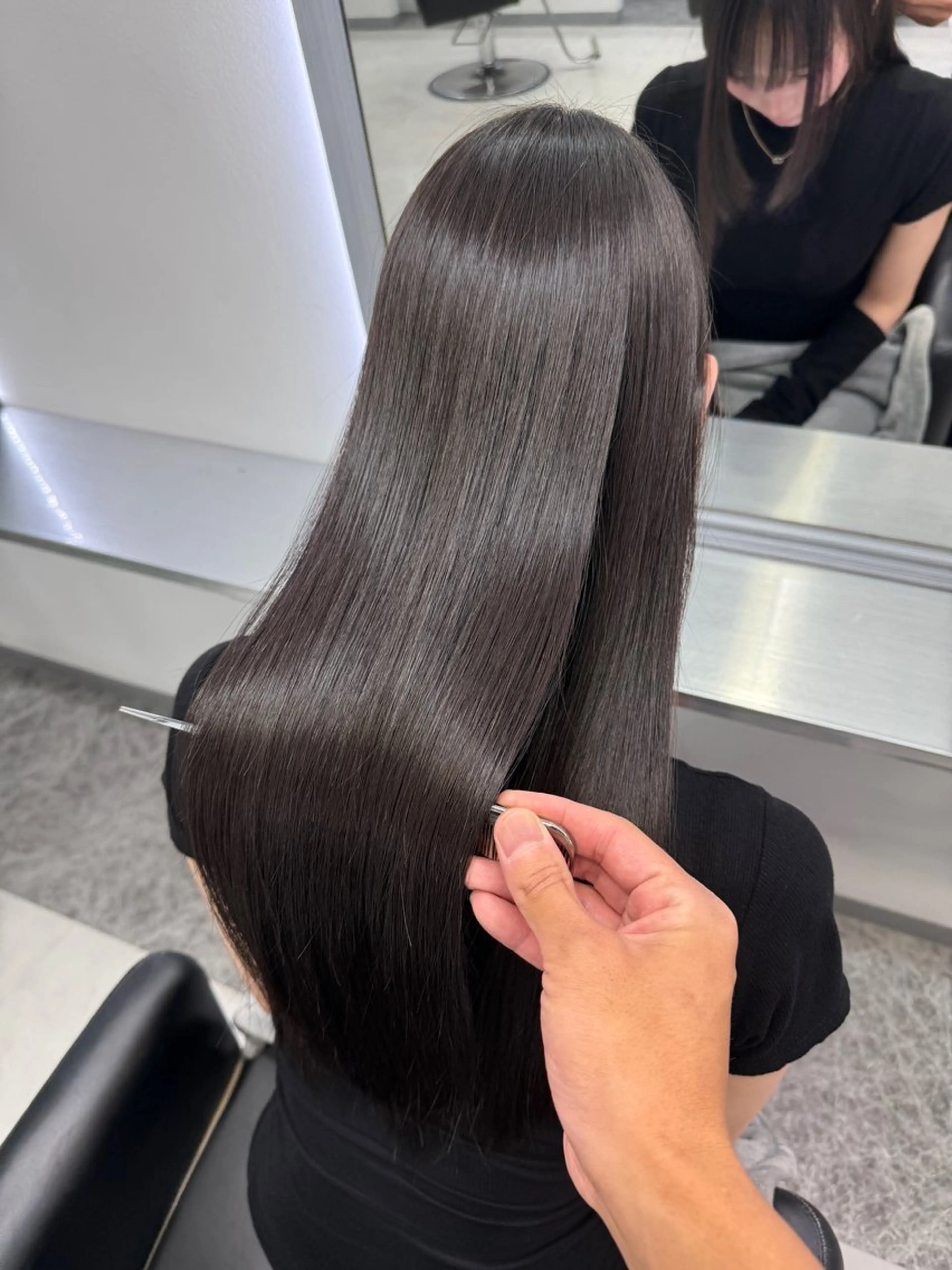 ロング カット 縮毛矯正 ioe 心斎橋のヘアスタイル