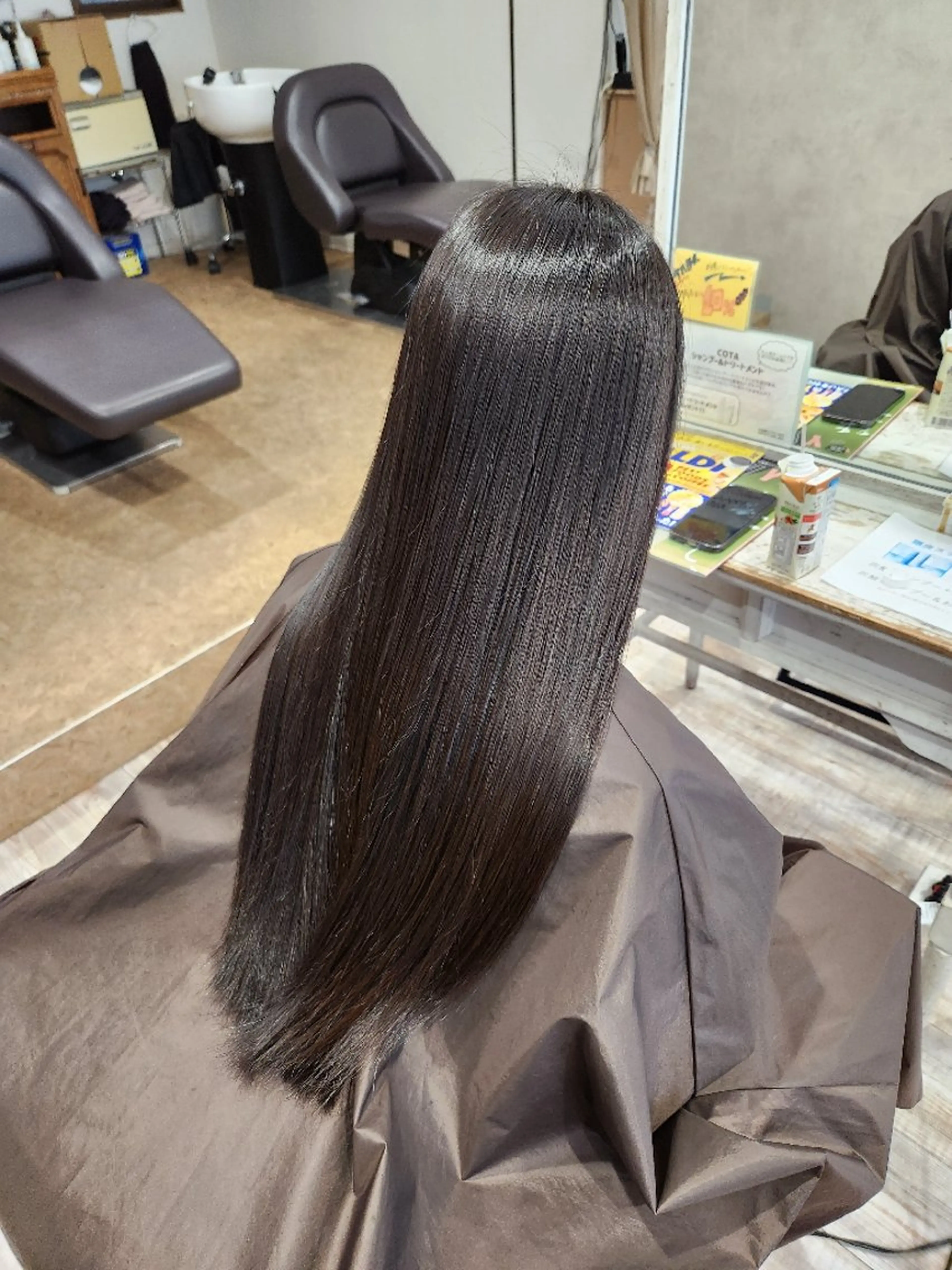 ロング トリートメント 店長 とみー / ツヤ感＆似合わせのヘアスタイル