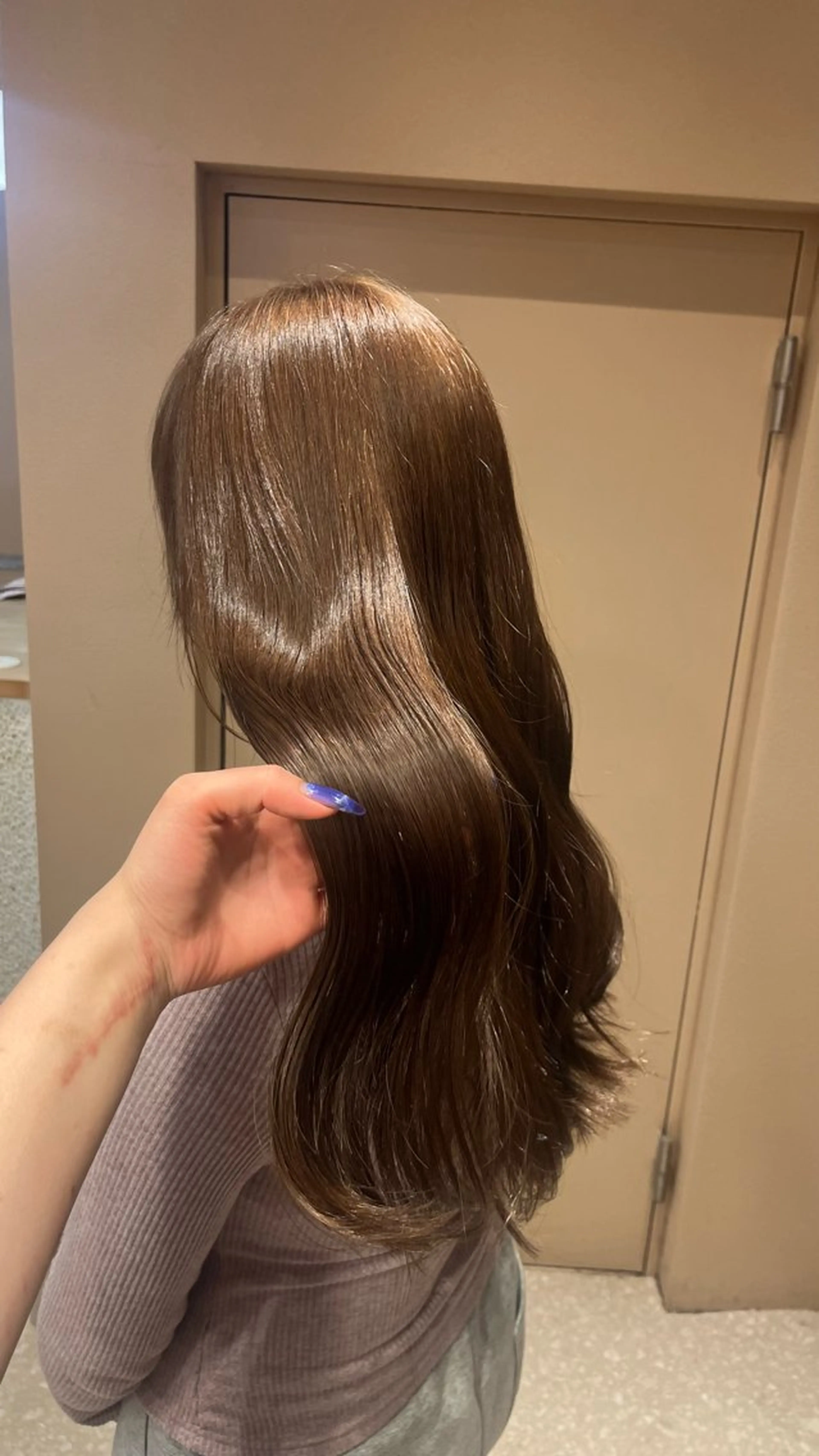 ロング カラー カット ヘアカラー トリートメント 💚 AKI 💚のヘアスタイル