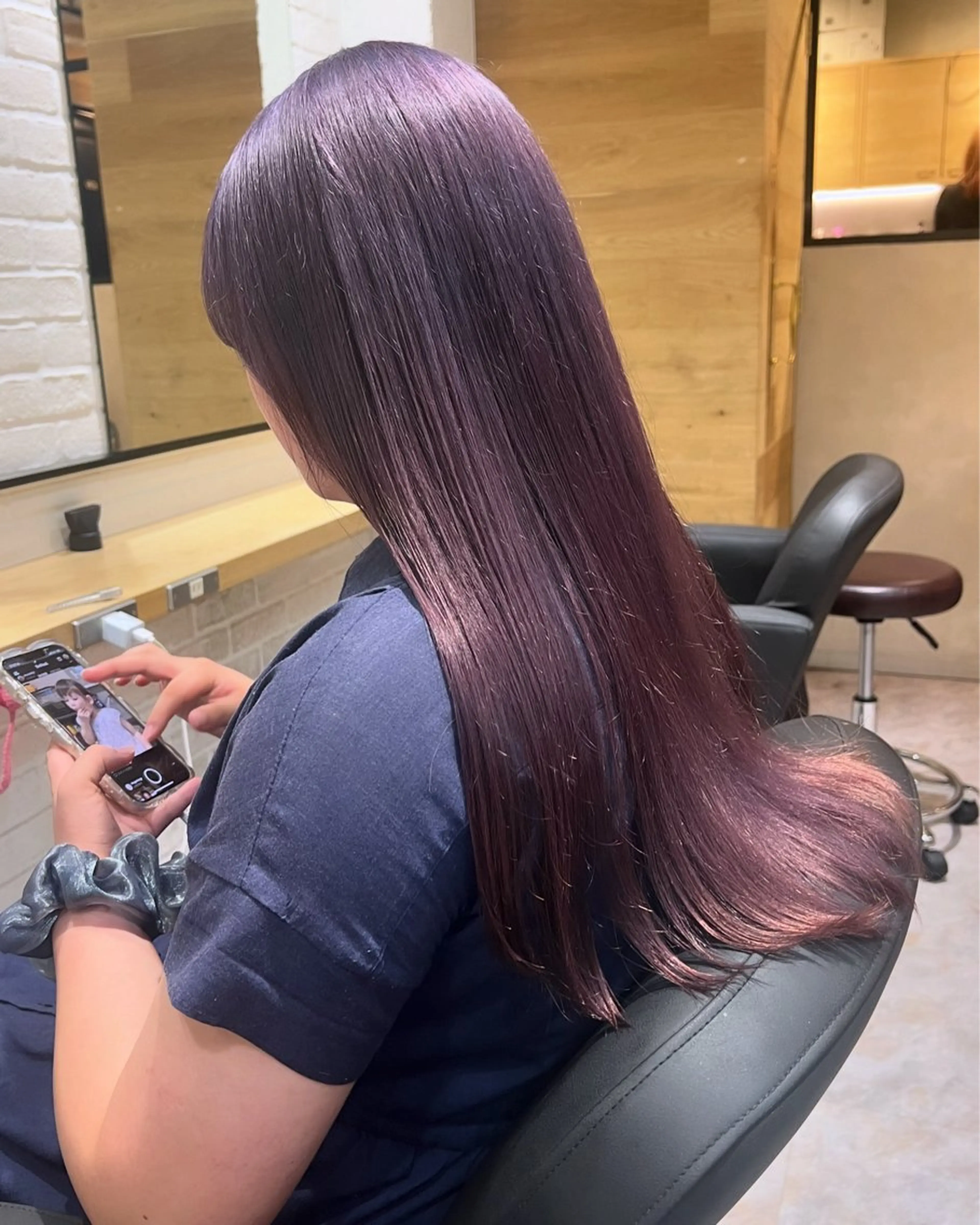 ロング カラー ブリーチ ラベンダーカラー カット ヘアカラー トリートメント フジサキ ケンのヘアスタイル