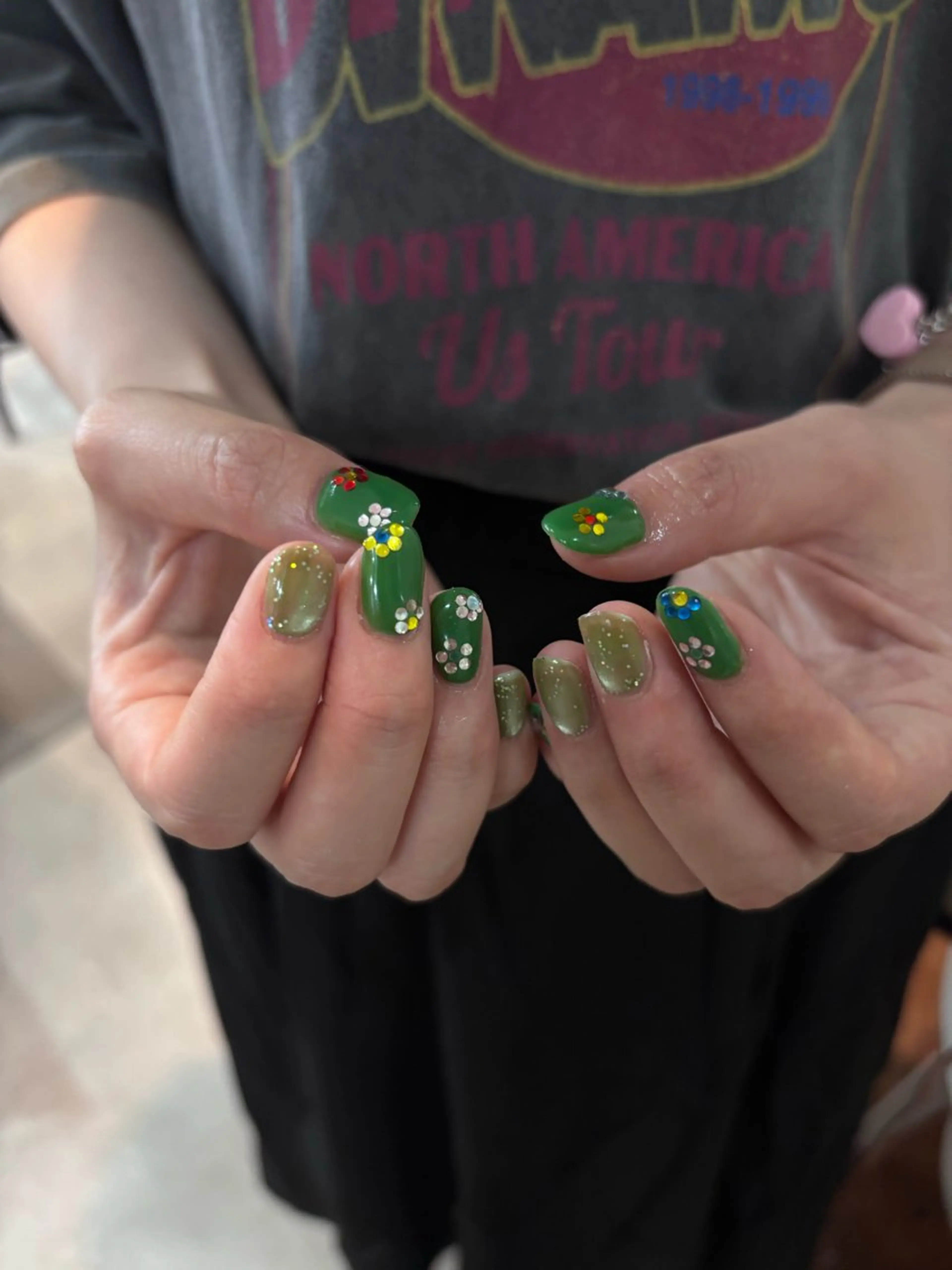 ネイル ハンドネイル free'snail N A Oのネイルデザイン