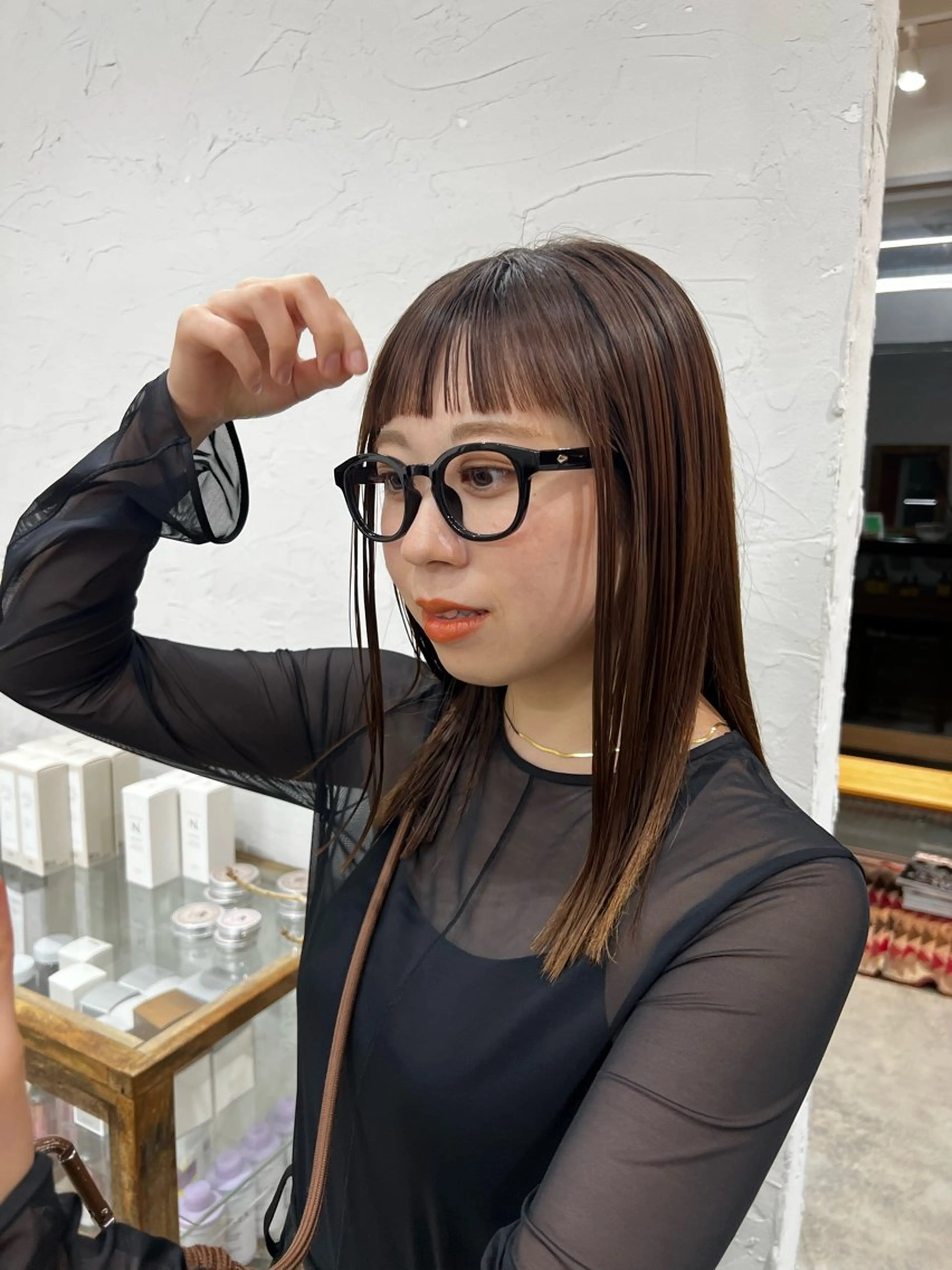 【ダメージが強い方にオススメ】髪質改善トリートメント+カット+艶カラー　¥17000の写真