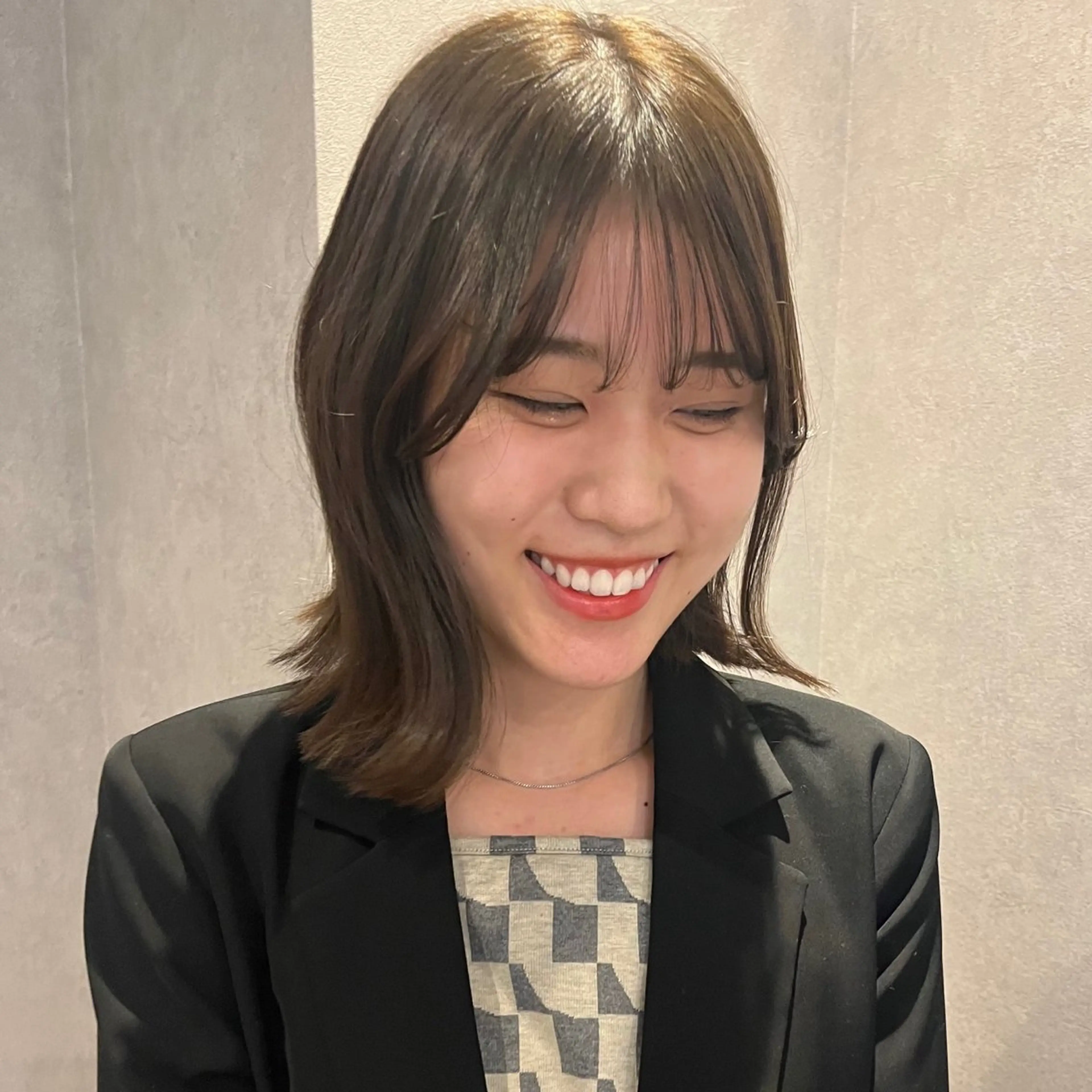 カラー レイヤー/ショート 東実桜のヘアスタイル