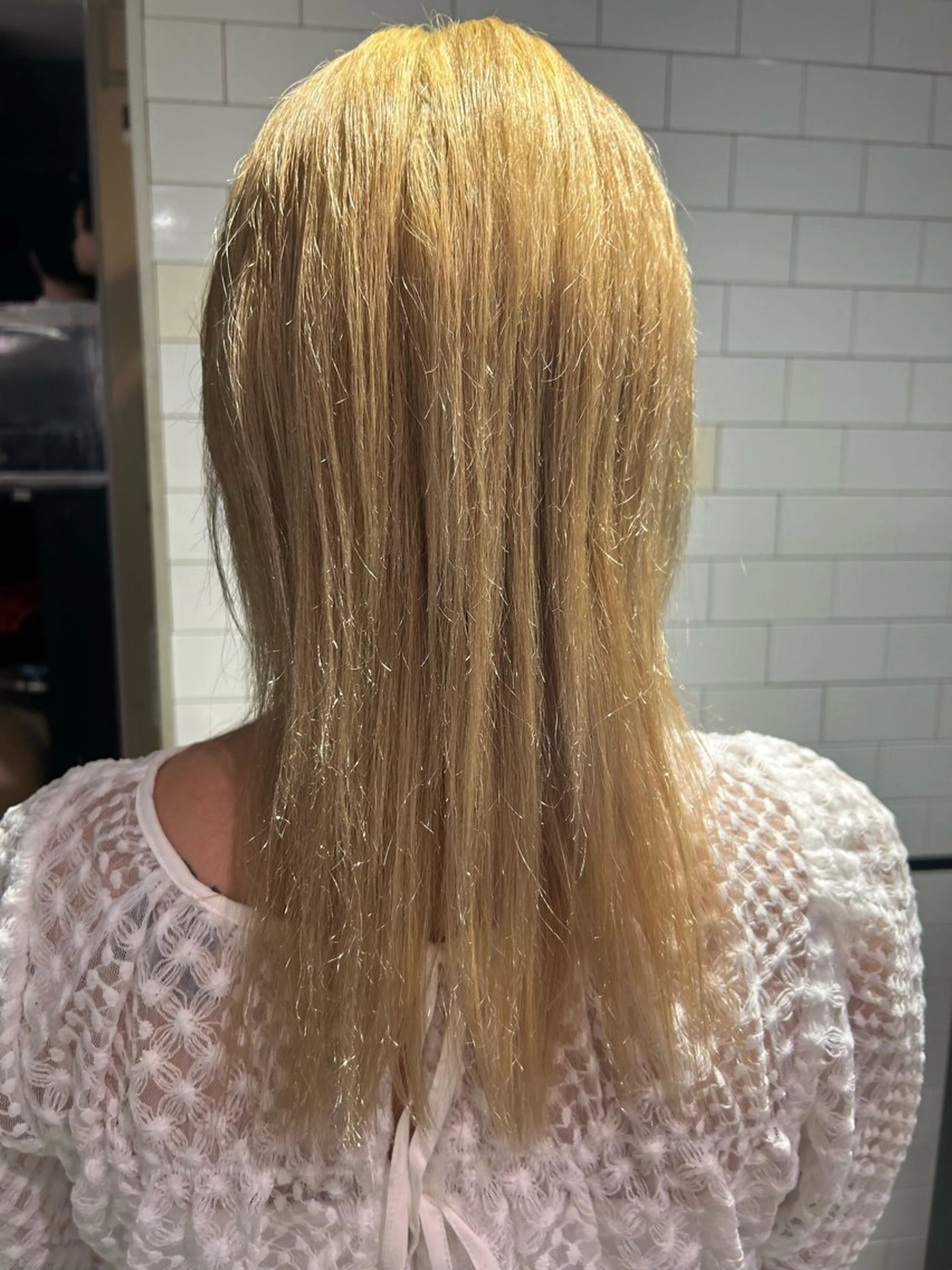 セミロング IT by ALBUM立川のヘアスタイル