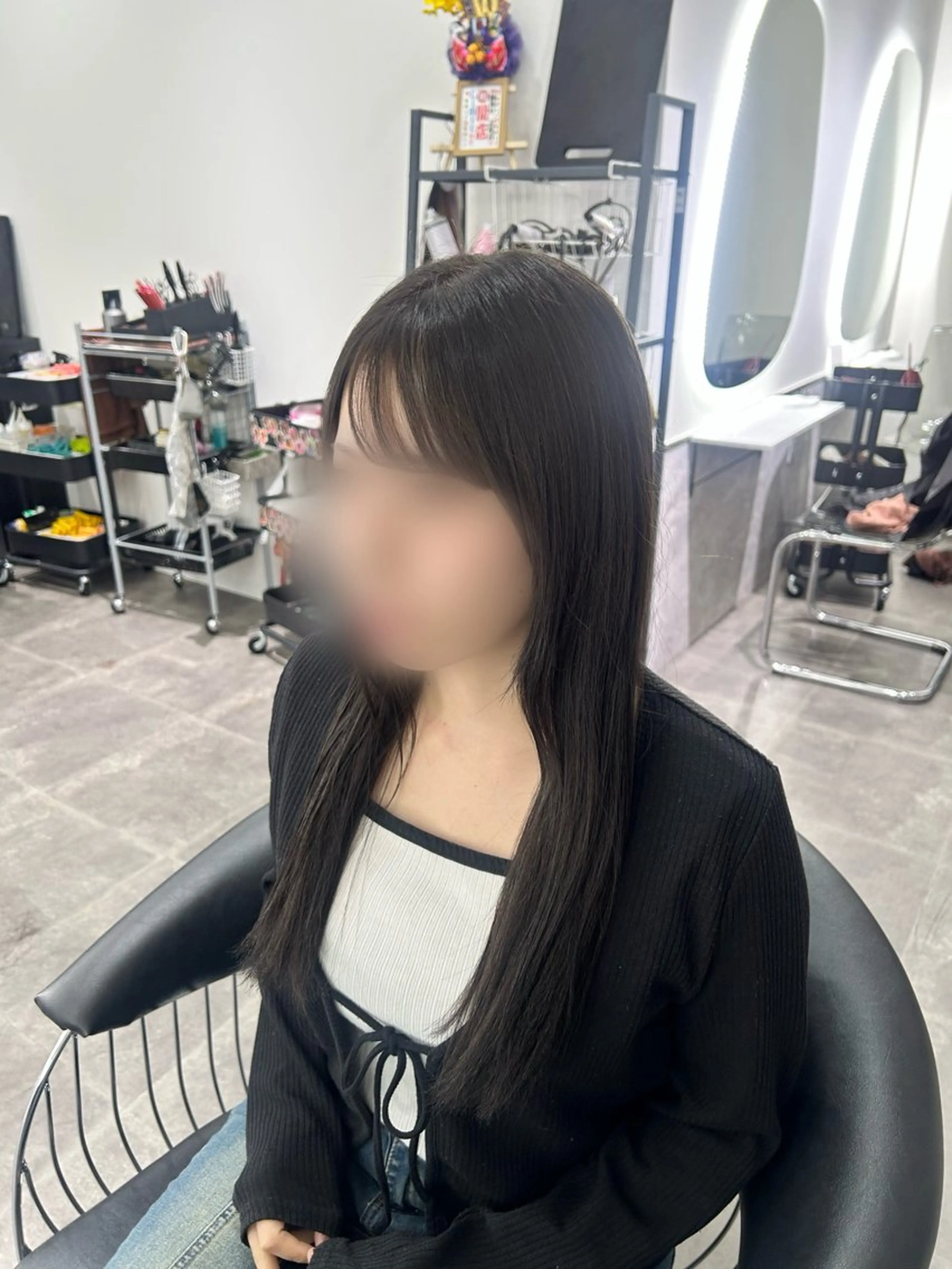 ロング ✩.limit 愛椛 【ハイトーンカラー】のヘアスタイル
