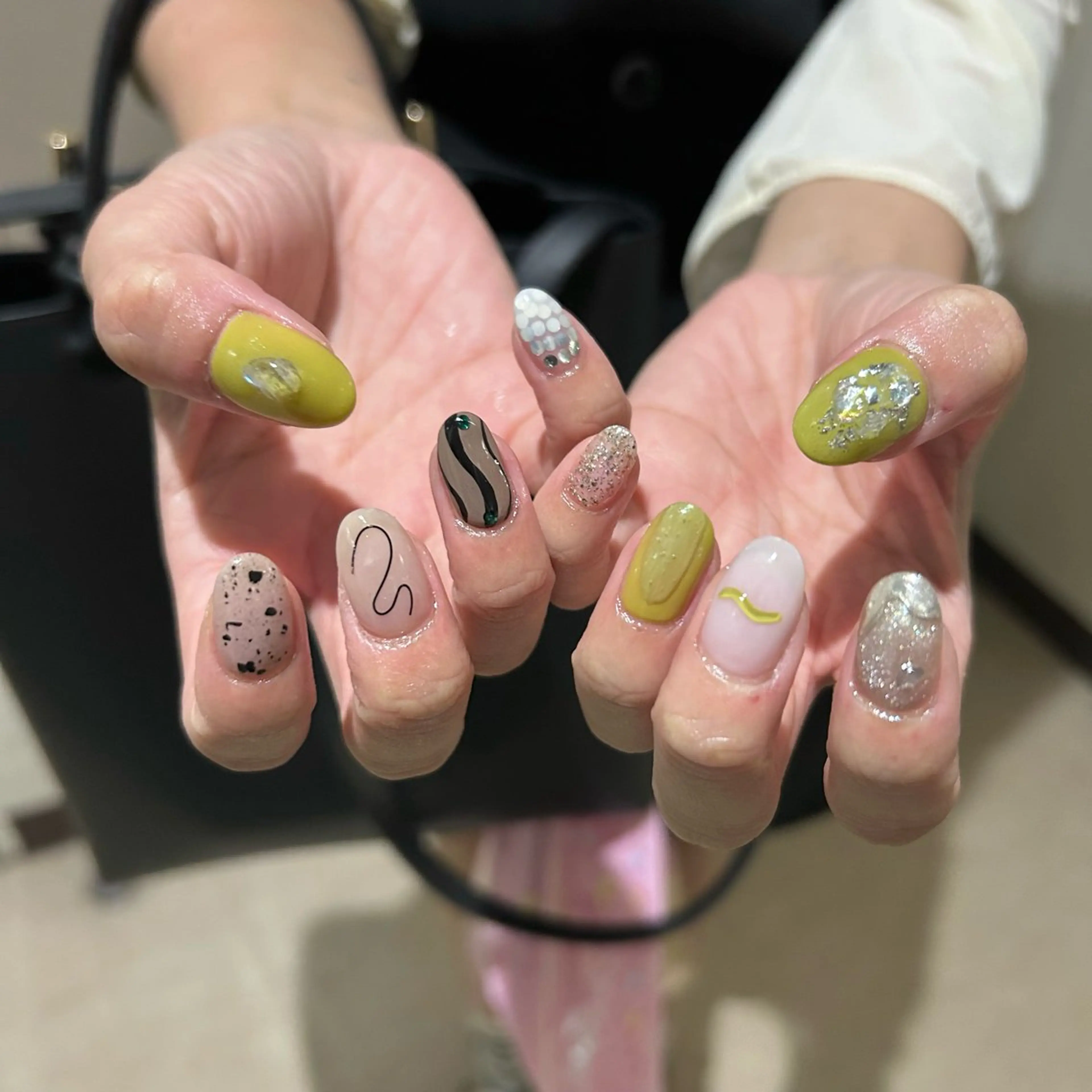 ネイル パラあり！フィルイン 美フォルムのネイルデザイン