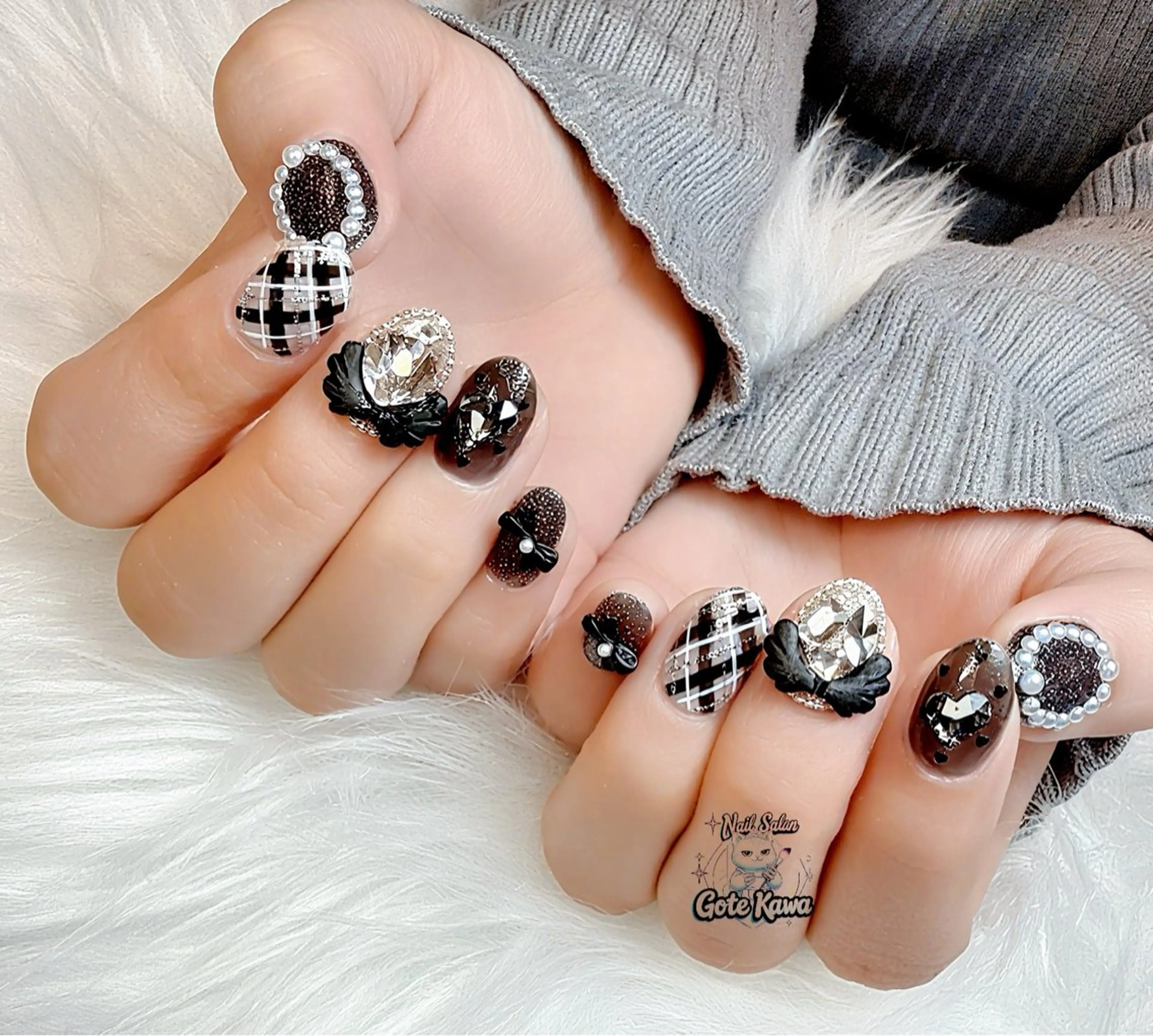 ネイル アートネイル 長さ出し キラキラネイル ピンク リボン ハンドネイル ハンドケア Gote Kawa nail salonのネイルデザイン