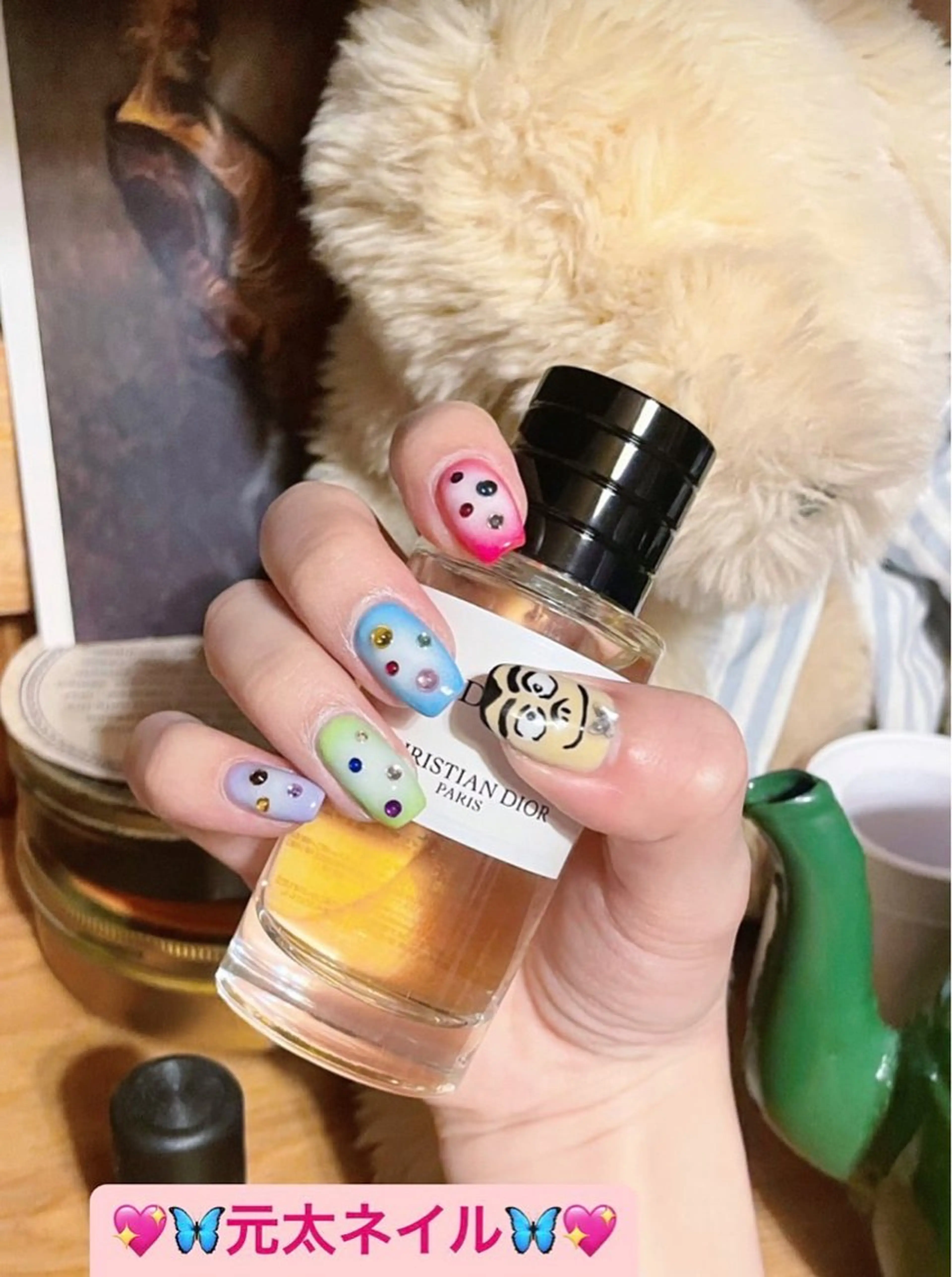 ネイル ジェルネイル ハート 韓国ネイル ニュアンスネイル パラジェル Niko nailサロンのネイルデザイン