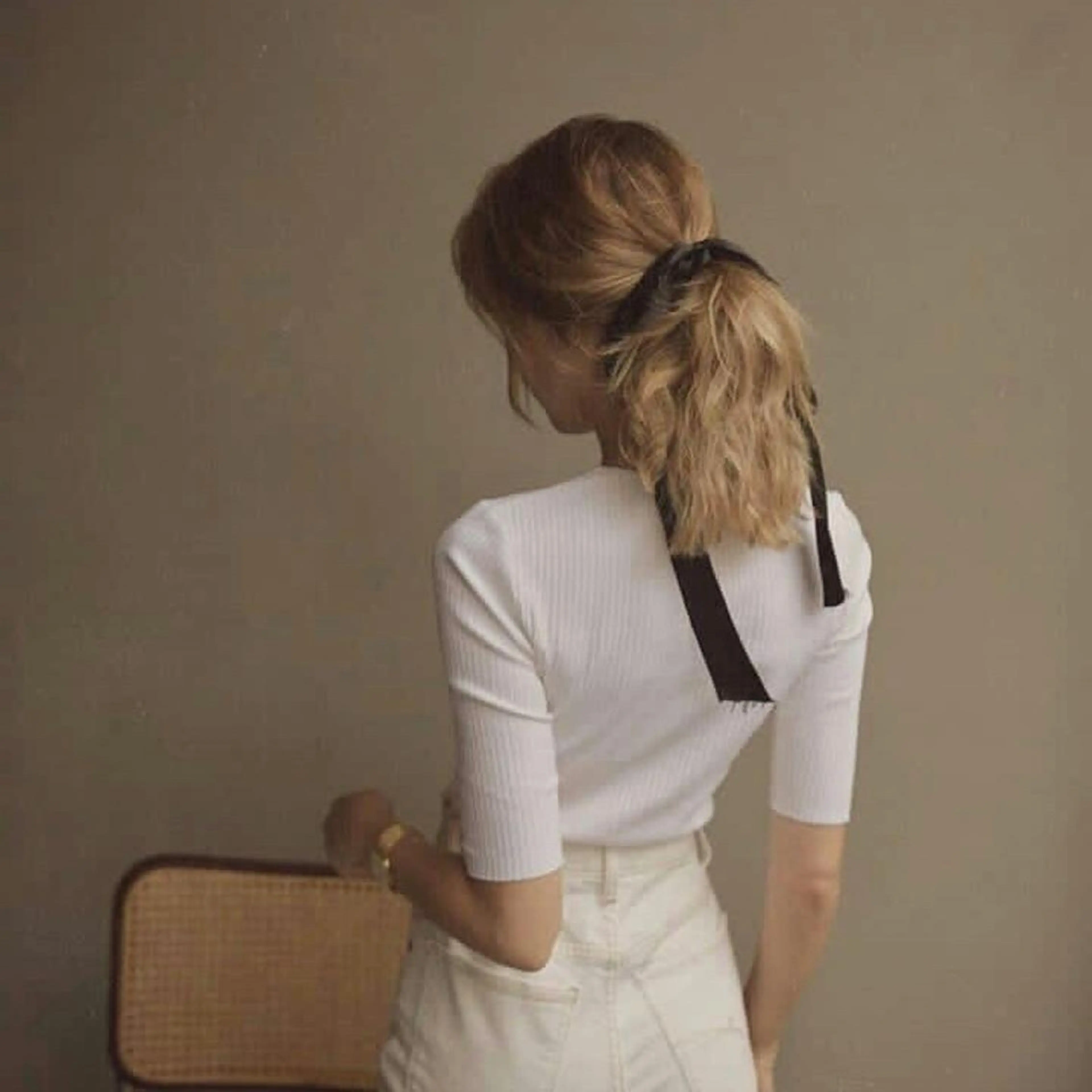 セミロング カラー GPIP 近藤沙樹のヘアスタイル