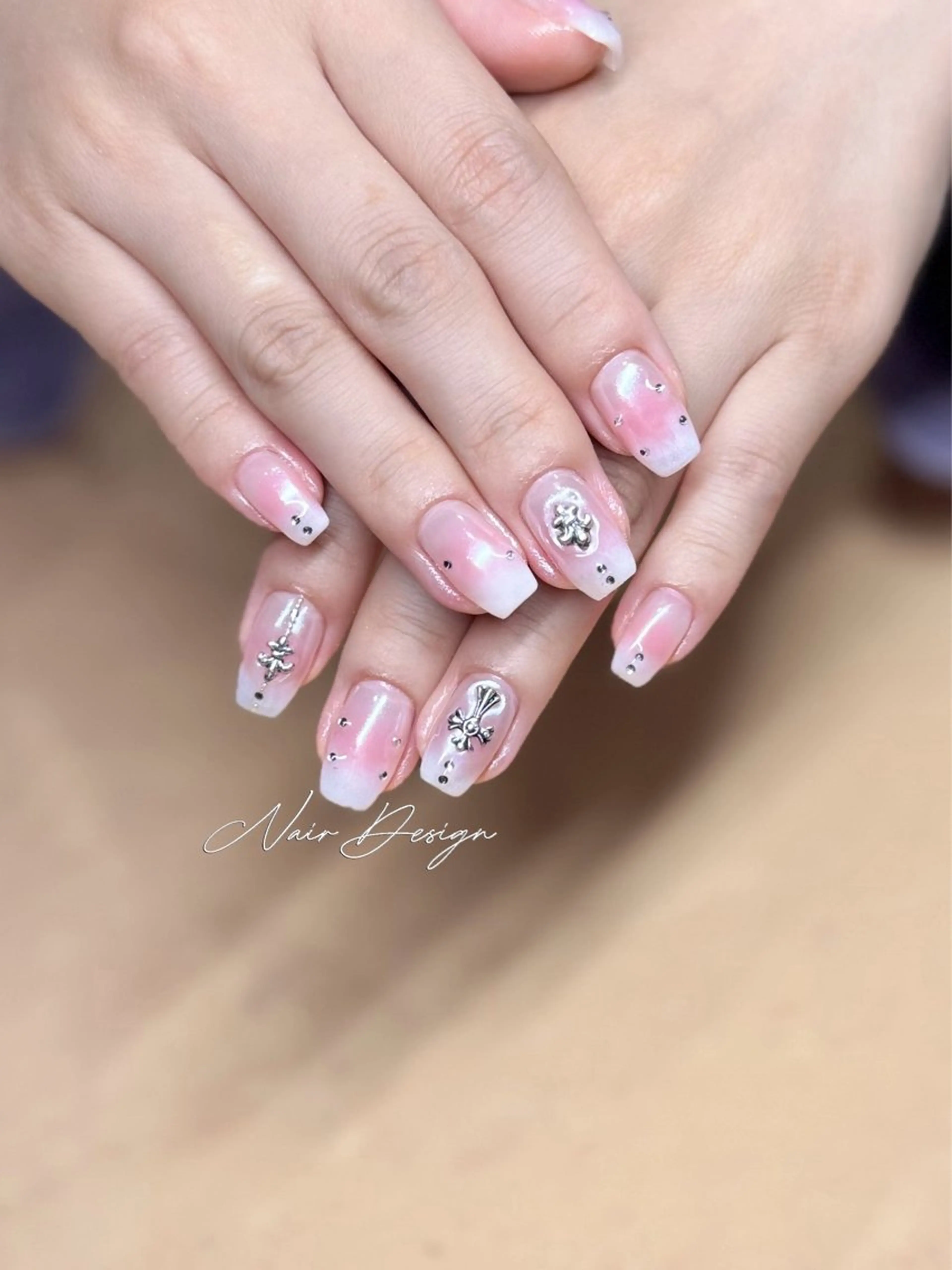 ネイル ハンドネイル ハンドケア 𝓝𝓪𝓲𝓻 𝓝𝓪𝓲𝓵のネイルデザイン