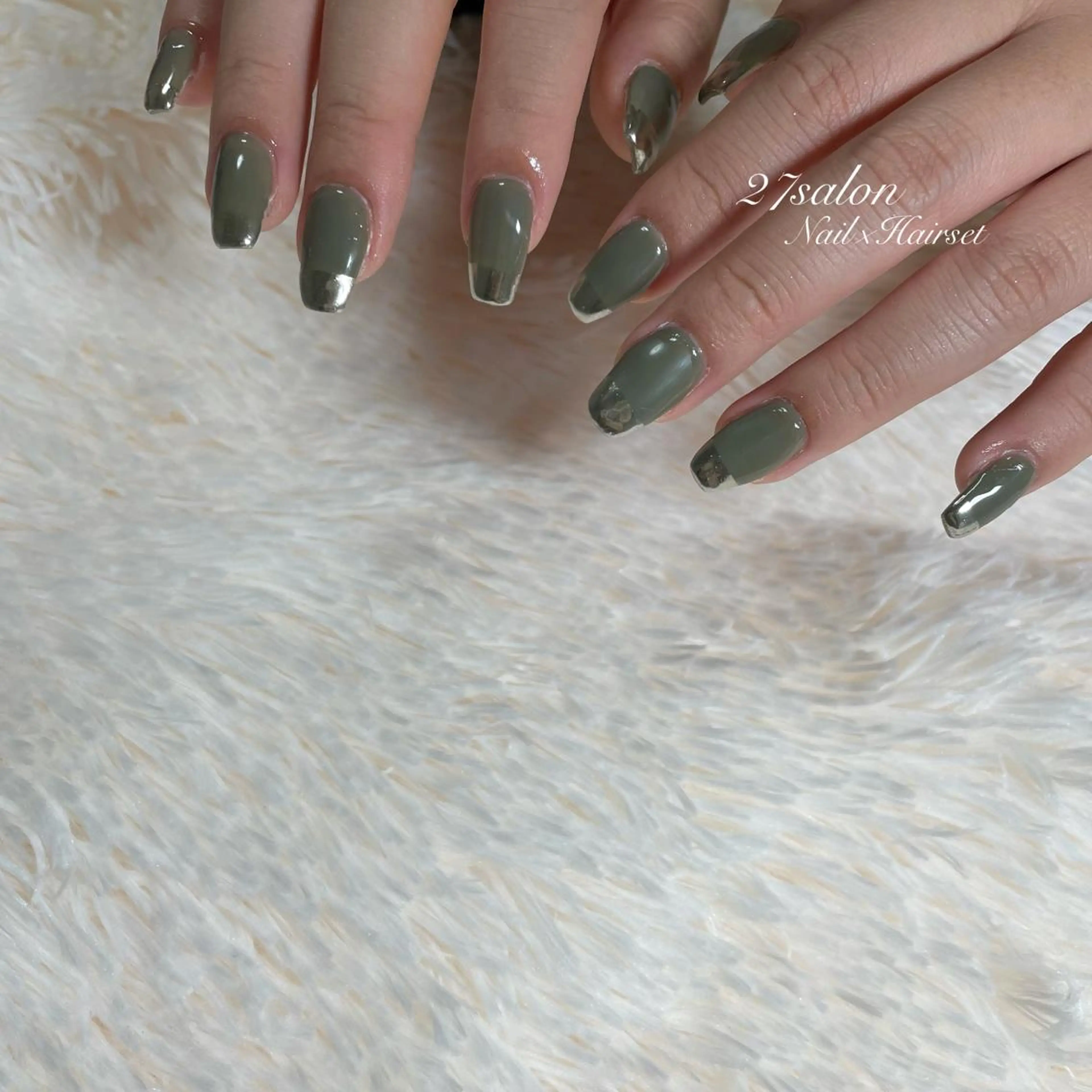 ネイル フレンチネイル グリーン ミラーネイル 27salon yuinaのネイルデザイン