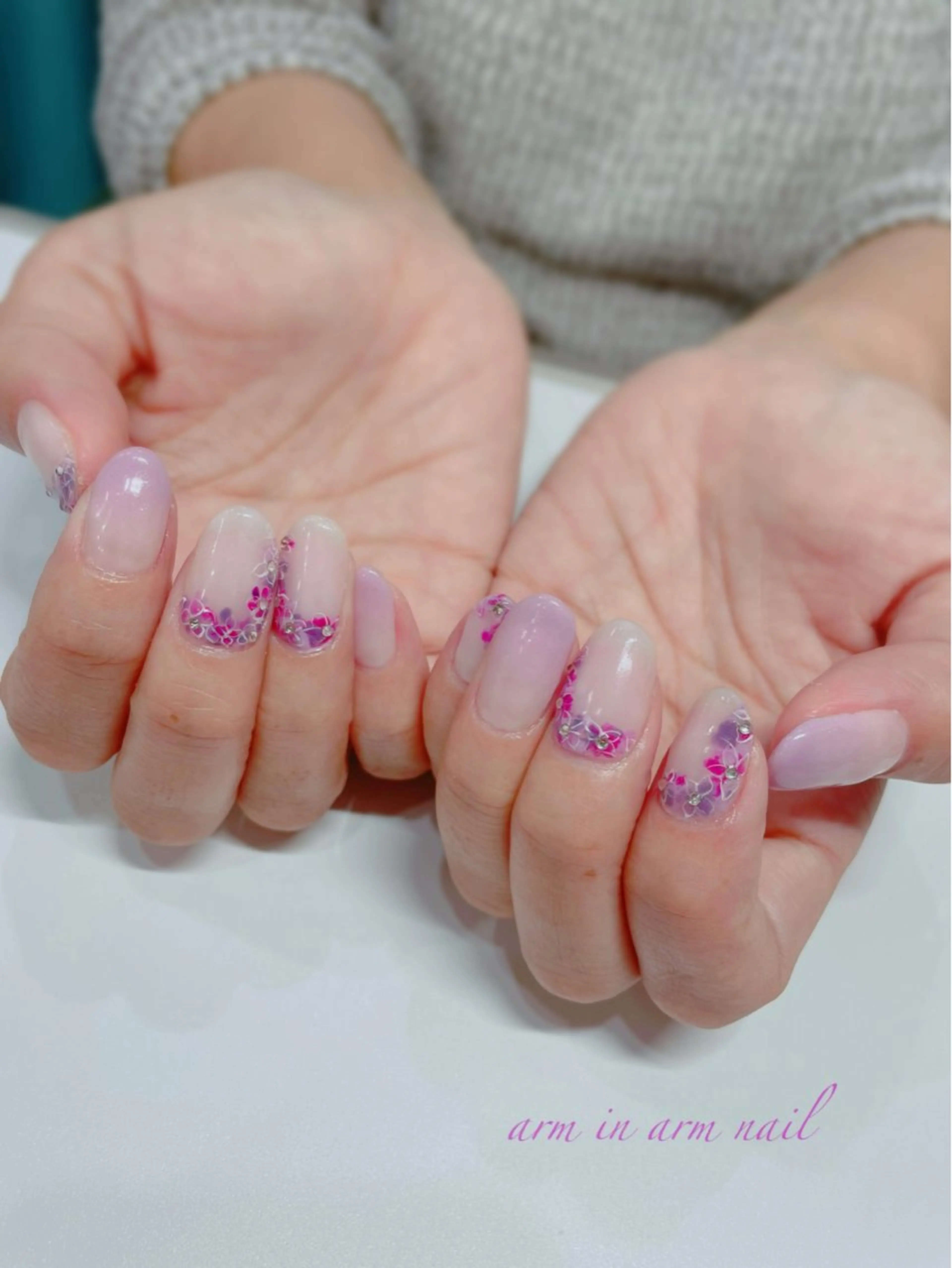 ネイル arm in arm ︎✿Yamamotoのマツエク・マツパデザイン