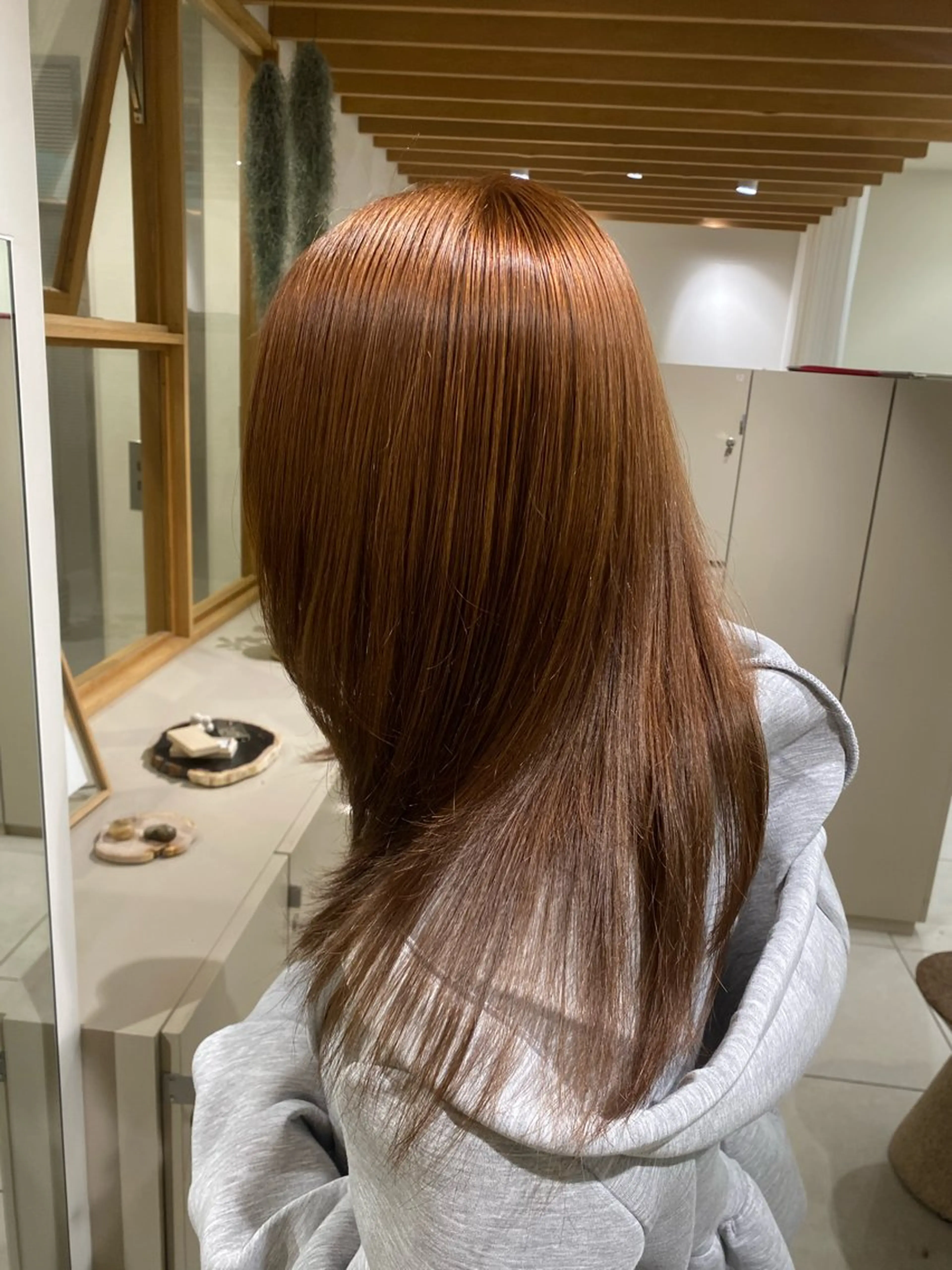 ロング 縮毛矯正 ナイトウ コトのヘアスタイル