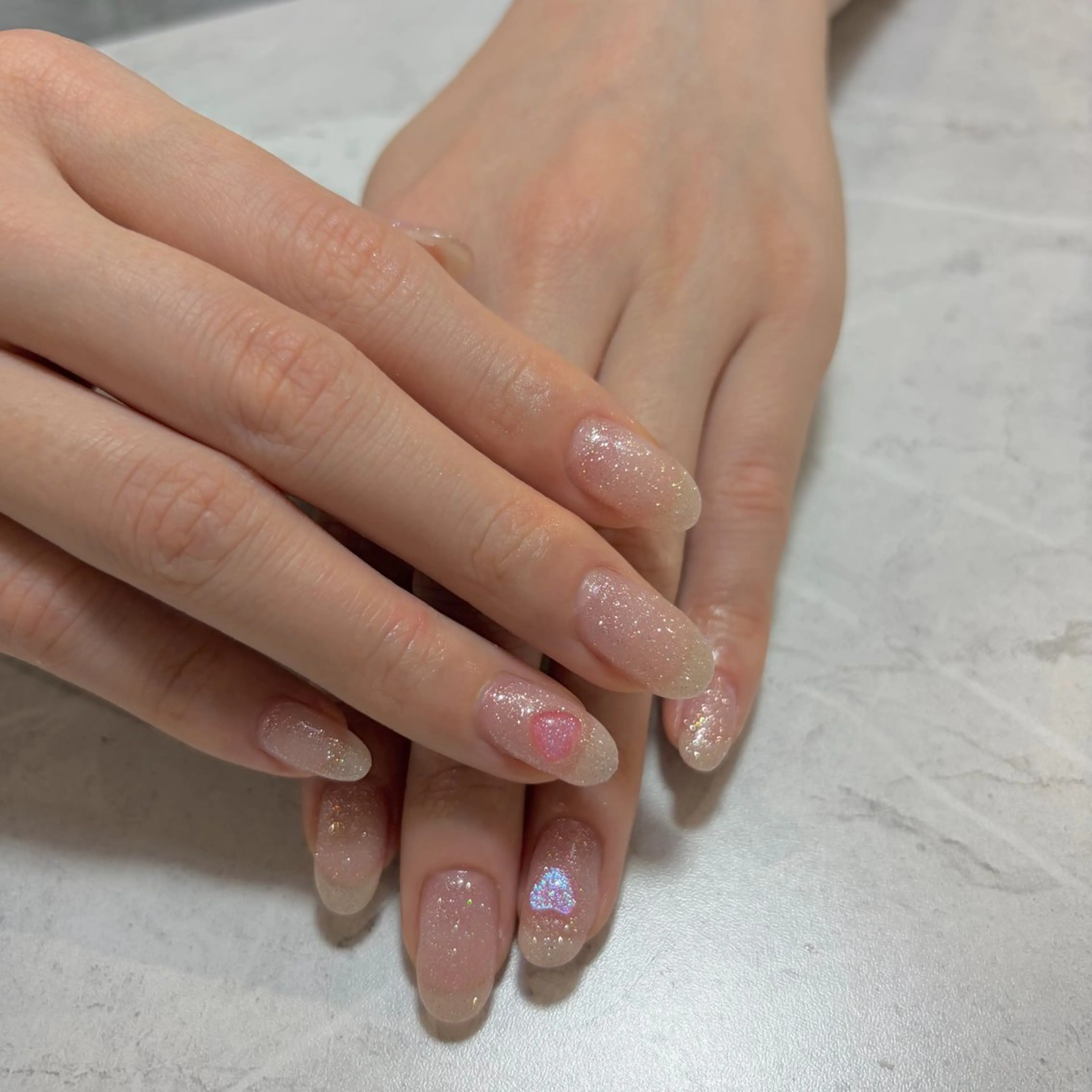 ネイル ラメ(グリッター) ワンカラーネイル WHITE NAIL 鳳店NARUMIのネイルデザイン