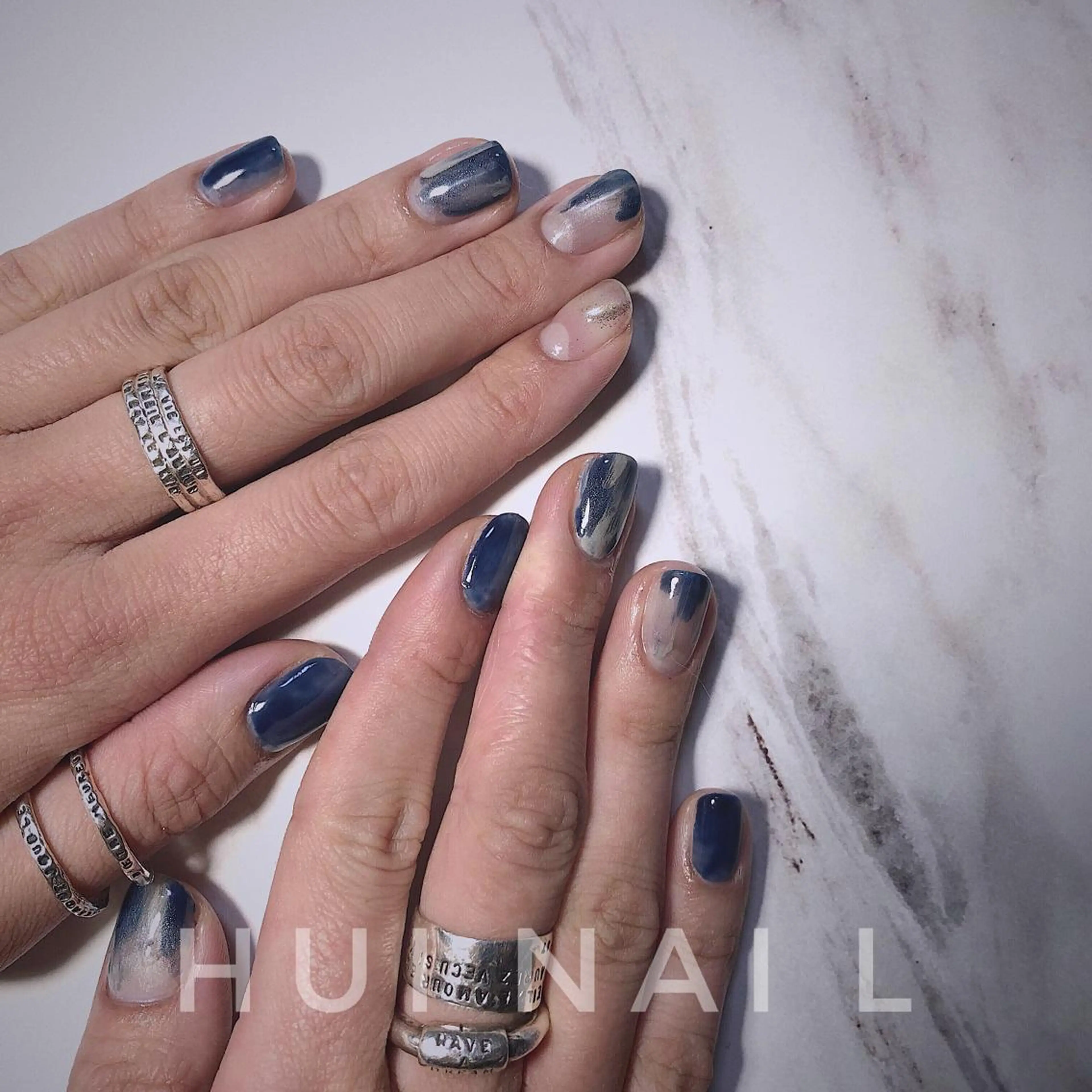 ショート ショートヘア めぐみのネイルサロン スタッフ練習のネイルデザイン