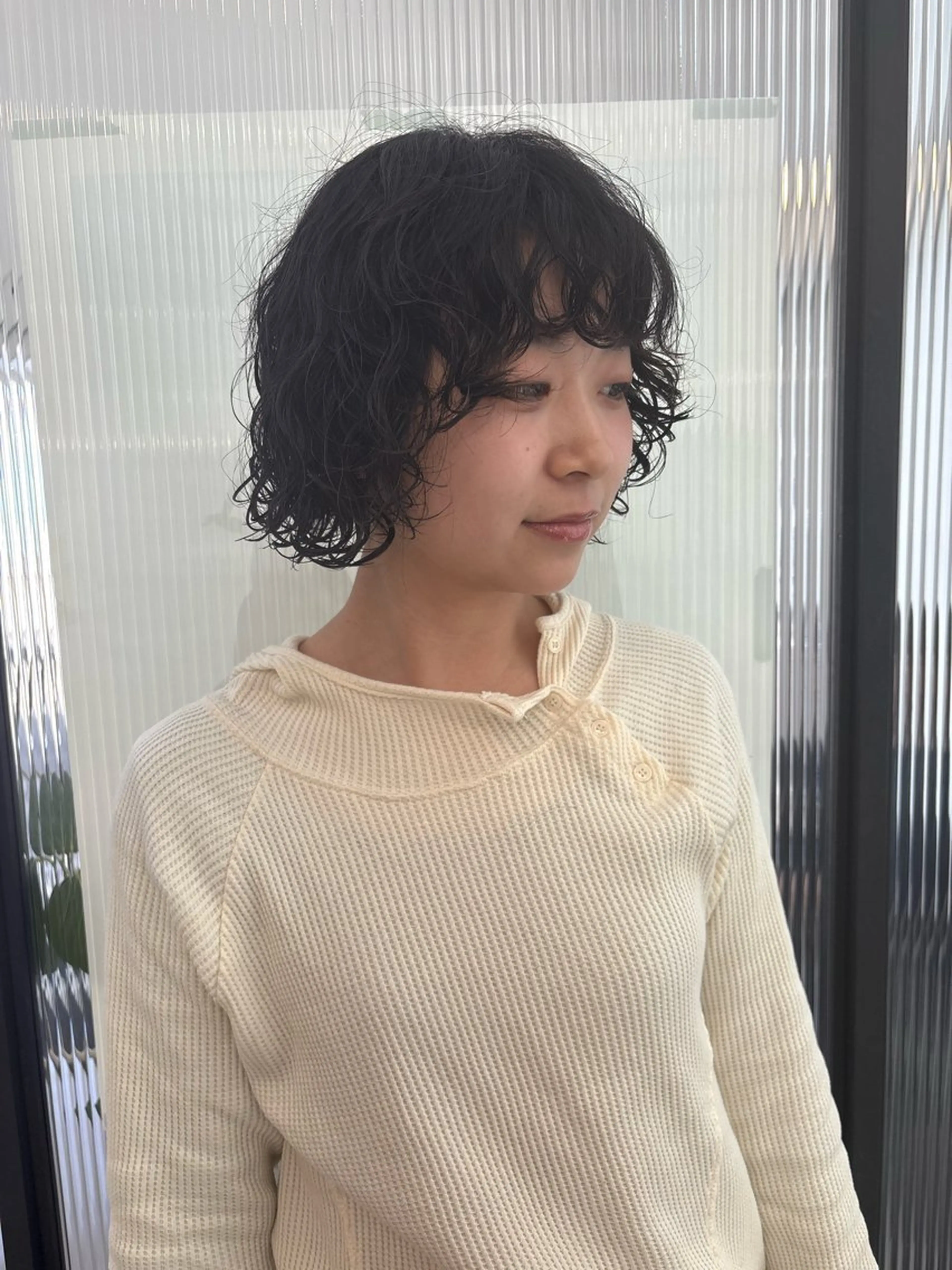 ショート パーマ tomo🍒パーマ ハイトーン似合わせのヘアスタイル