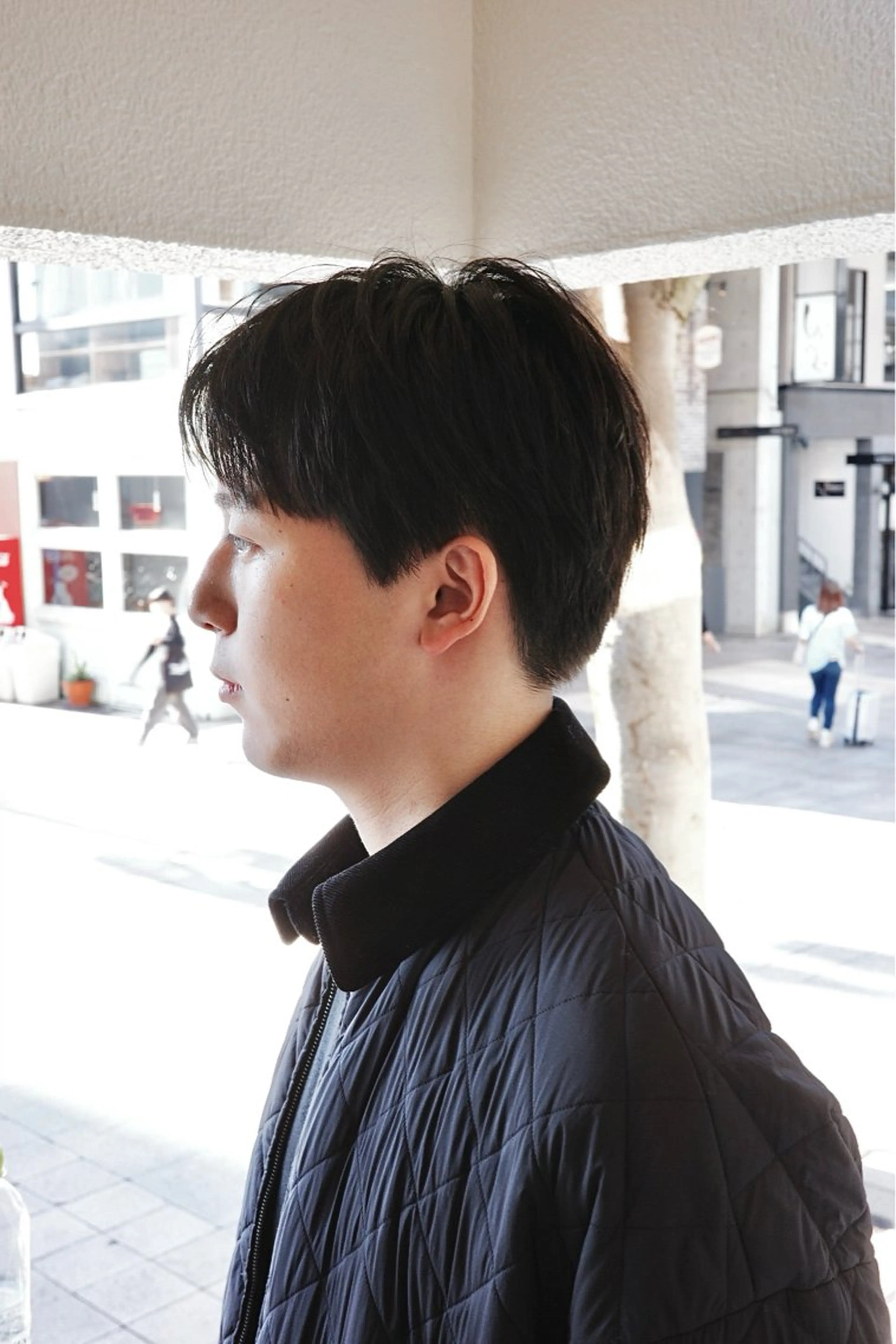 ショート メンズ ナチュラルに目を惹く デザイン/KOHNOのヘアスタイル