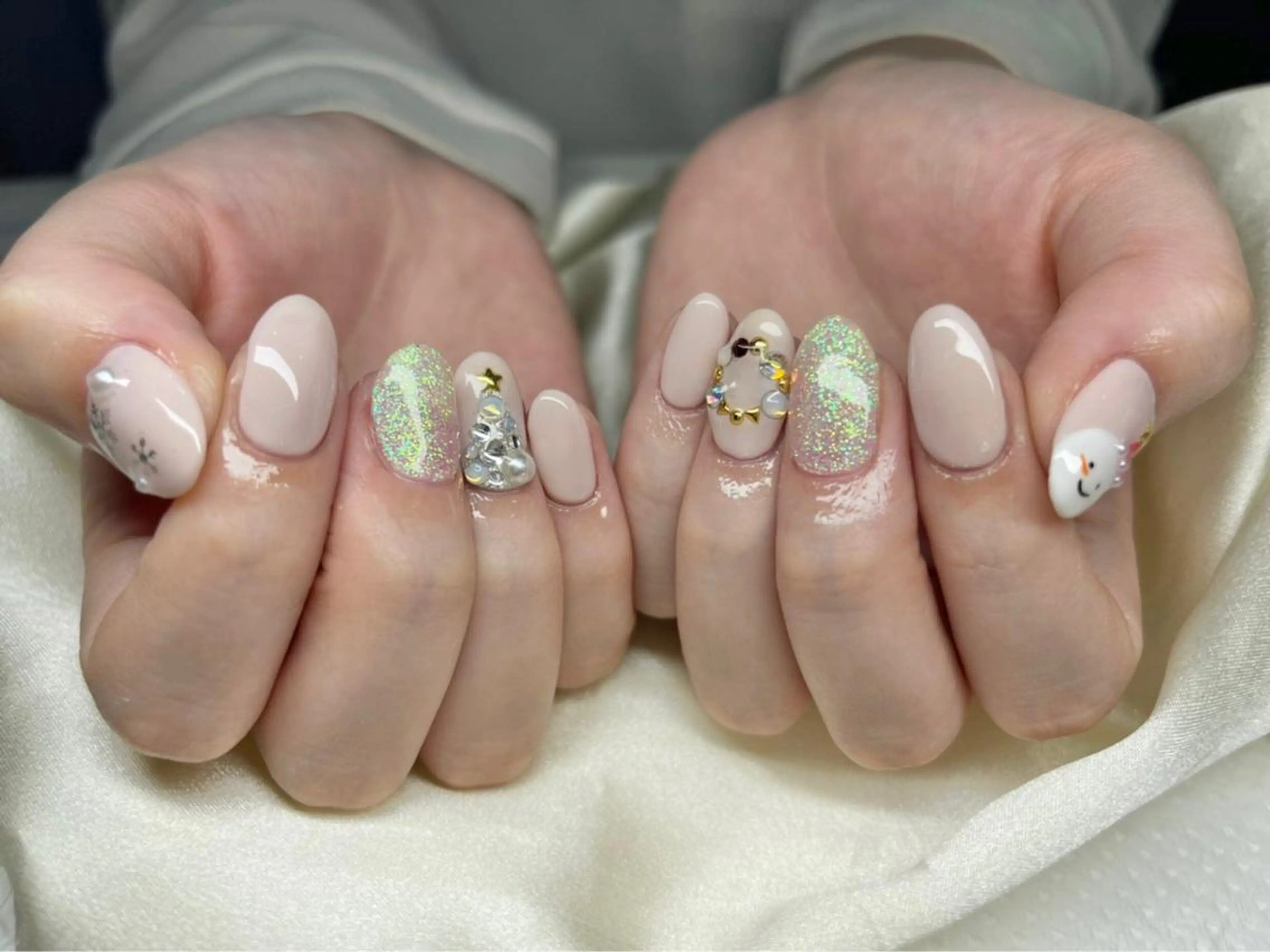 ネイル マツエク・マツパ アイブロウ 眉カラー 韓国風マツエク パリジェンヌラッシュリフト まつげパーマ アートネイル ハンドネイル Nail&eye Belire 新宿のネイルデザイン