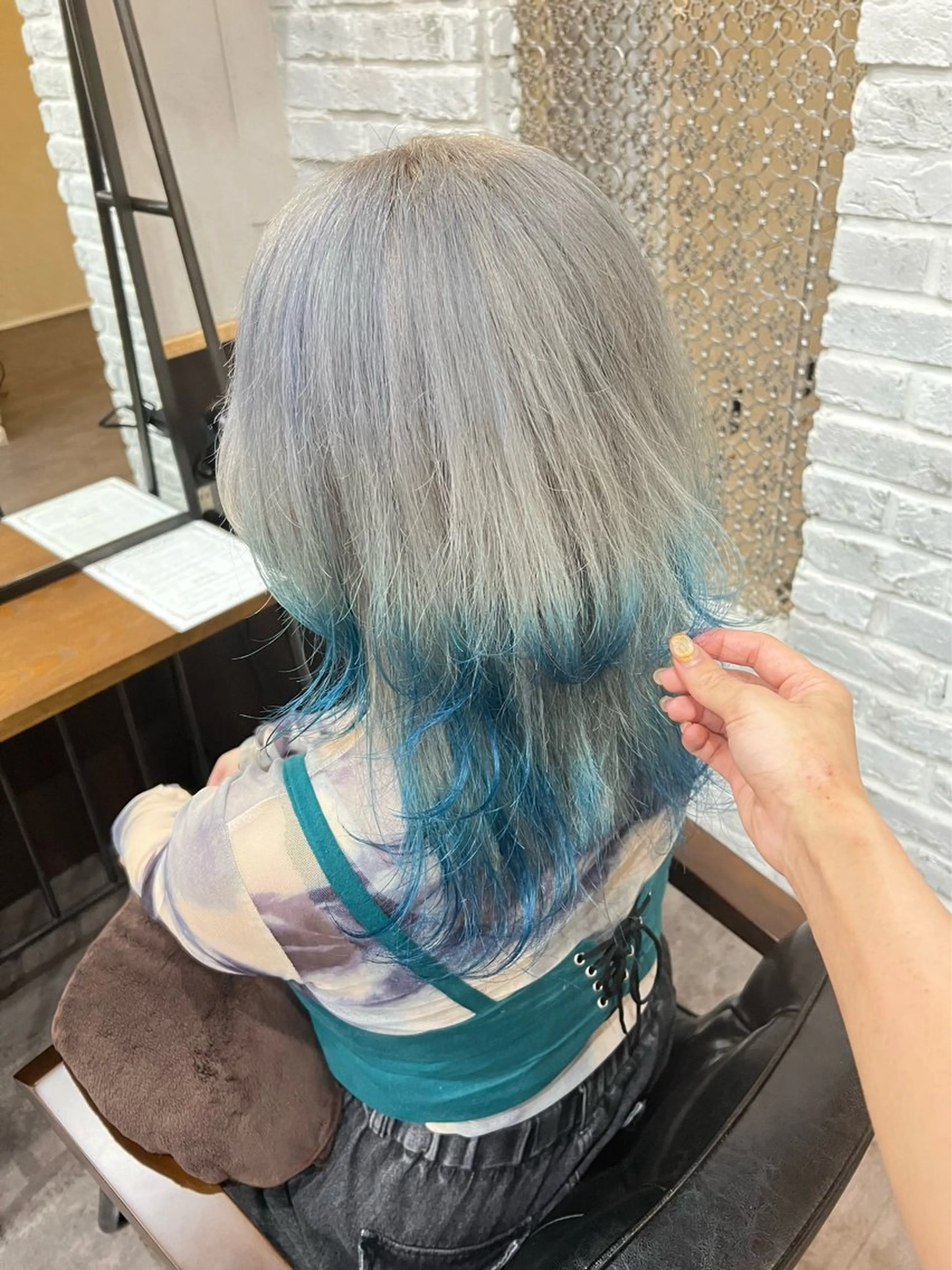 ロング カラー 透明感style 🌿 ASUKAのヘアスタイル