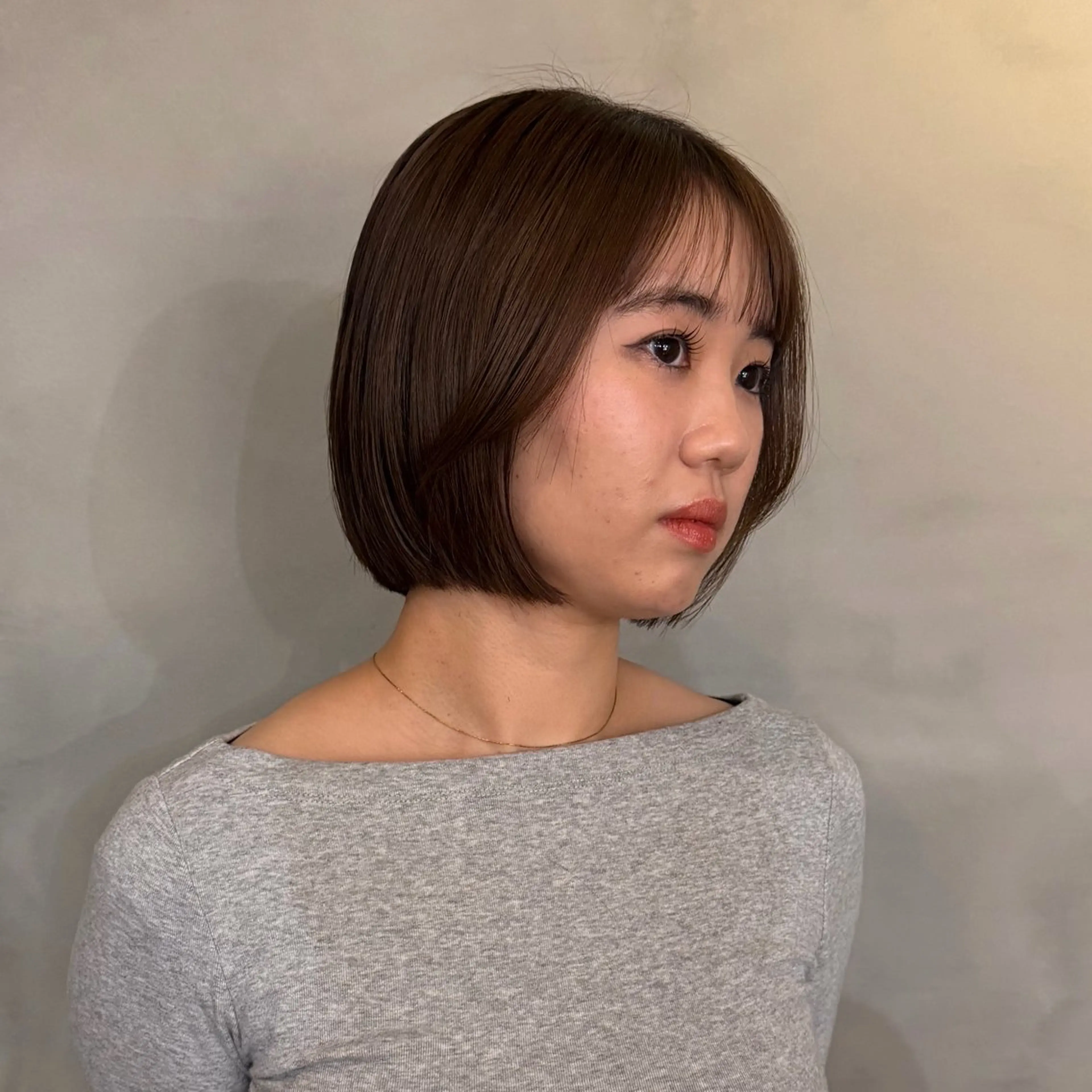 ショート カット レイヤー／ボブ KAHOのヘアスタイル