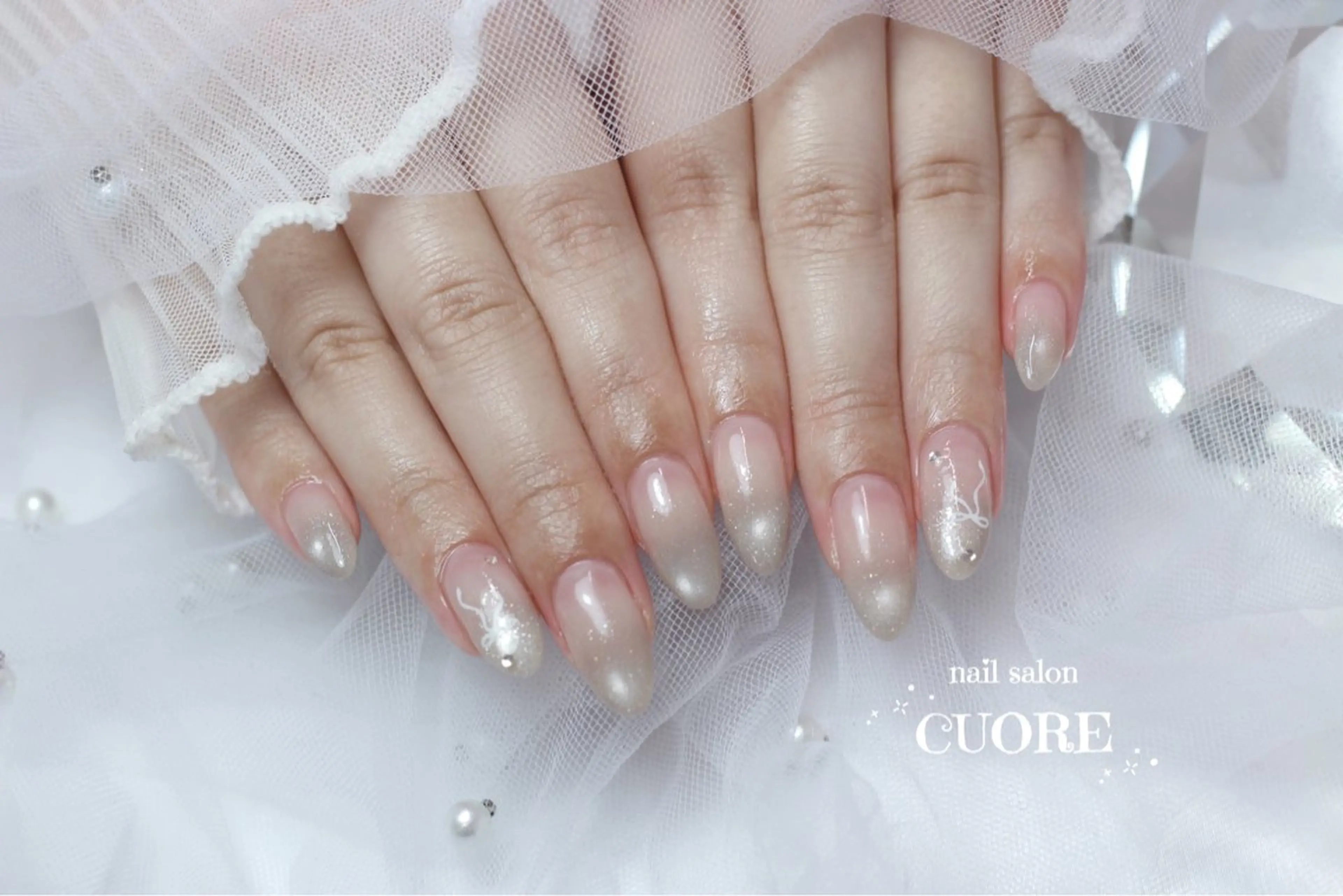 ネイル フラッシュネイル フラッシュマグ グラデーション マグネットネイル オフィスネイル ハンドネイル nail salon CUOREのネイルデザイン