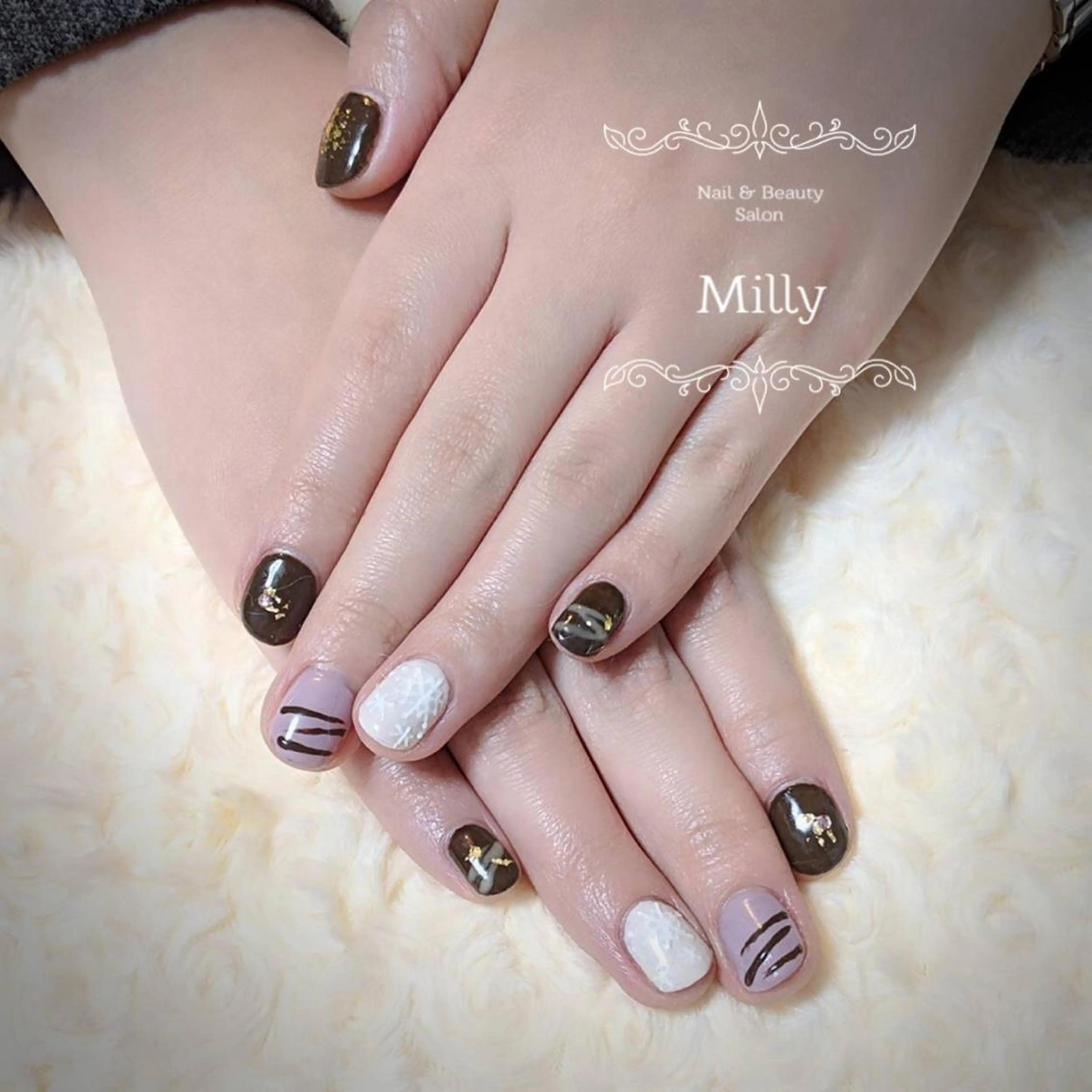 ネイル キラキラネイル milly nail （予約担当)のネイルデザイン