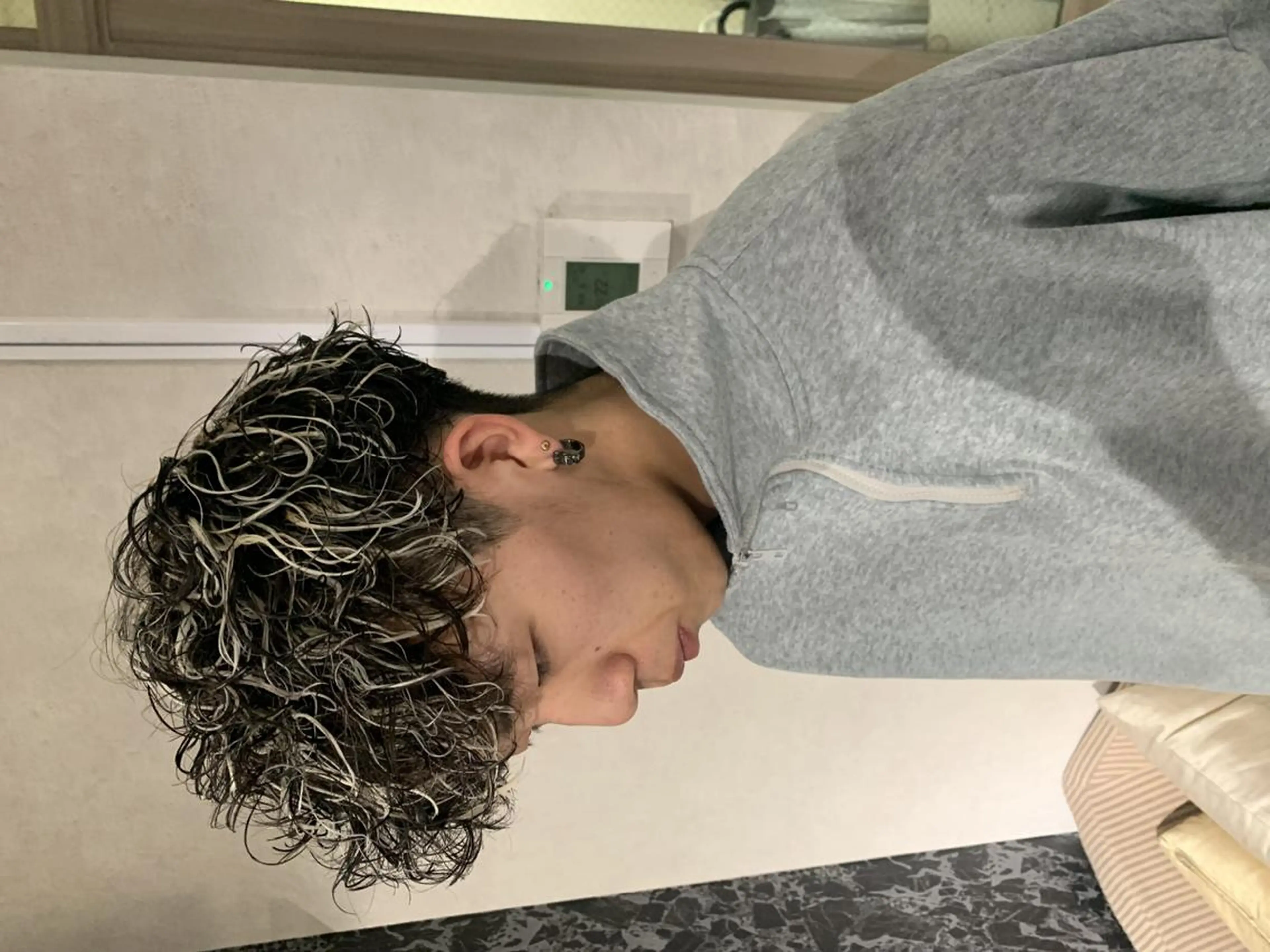 パーマ カラー メンズ フェザーパーマ メンズパーマ スペインカール メンズツイストパーマ ニュアンスパーマ men'ssalon 川嶋宏旭 栄 矢場町のヘアスタイル