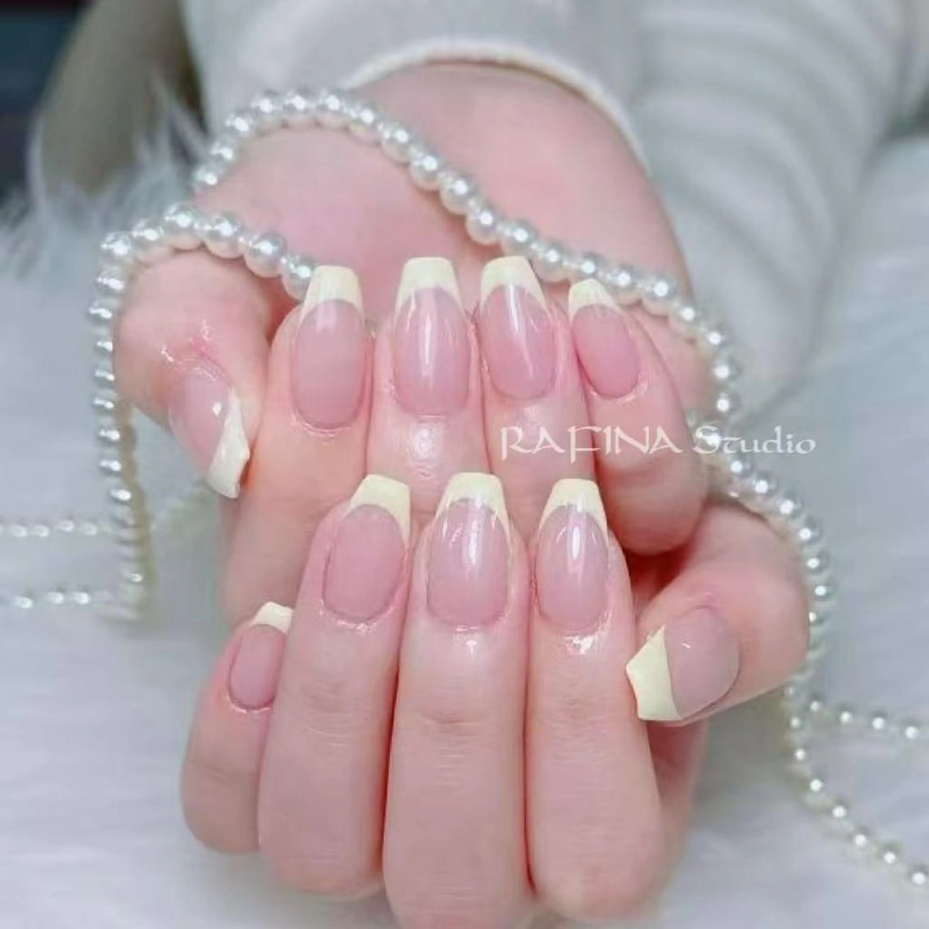 ネイル ハンドネイル ハンドケア 桃香 Minaのネイルデザイン