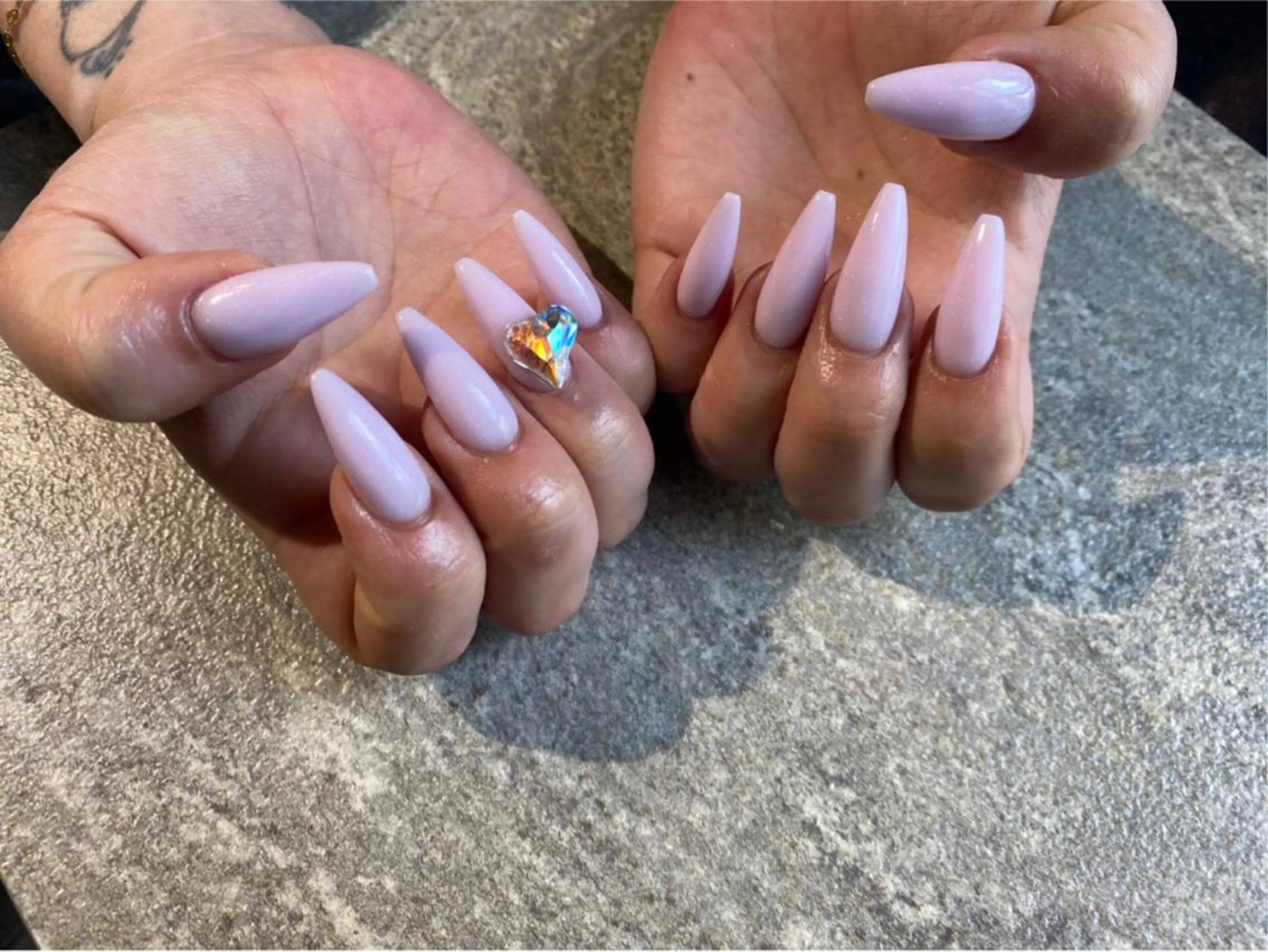 ネイル パステルネイル ピンク 【やり放題専門店】 スカルプ＆長さ出しのネイルデザイン