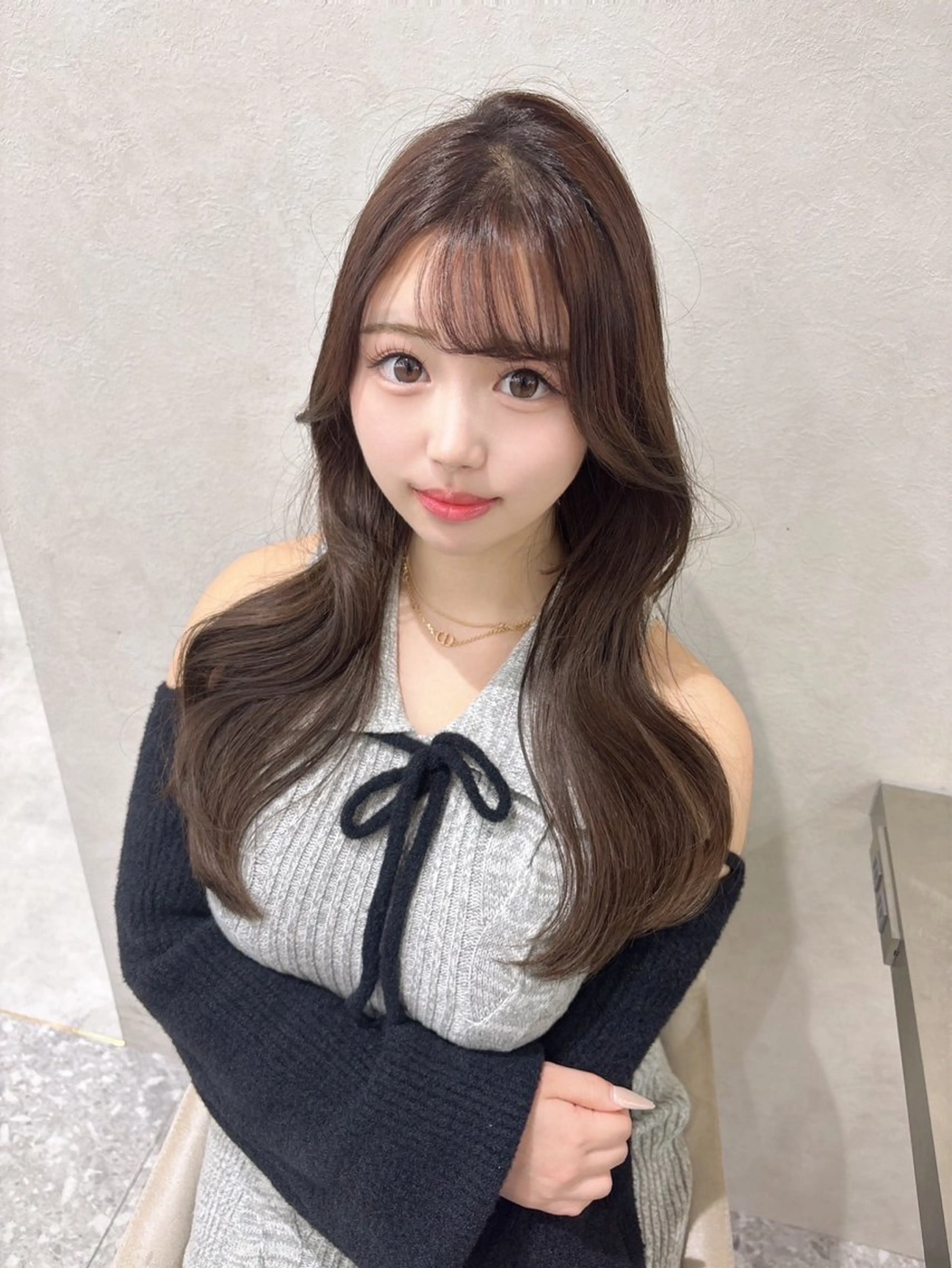 ロング カラー カット ヘアカラー トリートメント yui🎀透明感 ベージュカラー／博多のヘアスタイル