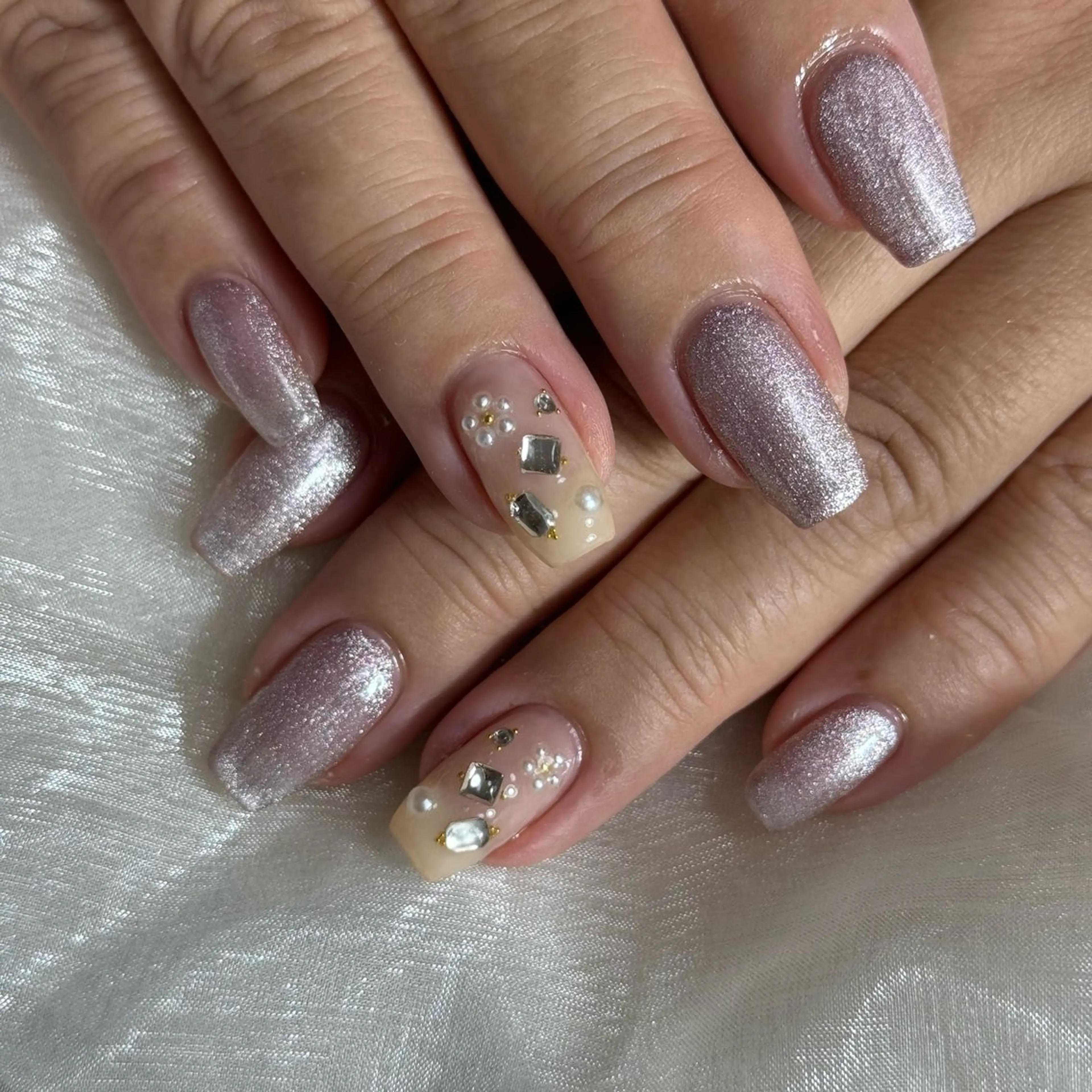 ネイル ハンドネイル salon Hush Hushのネイルデザイン