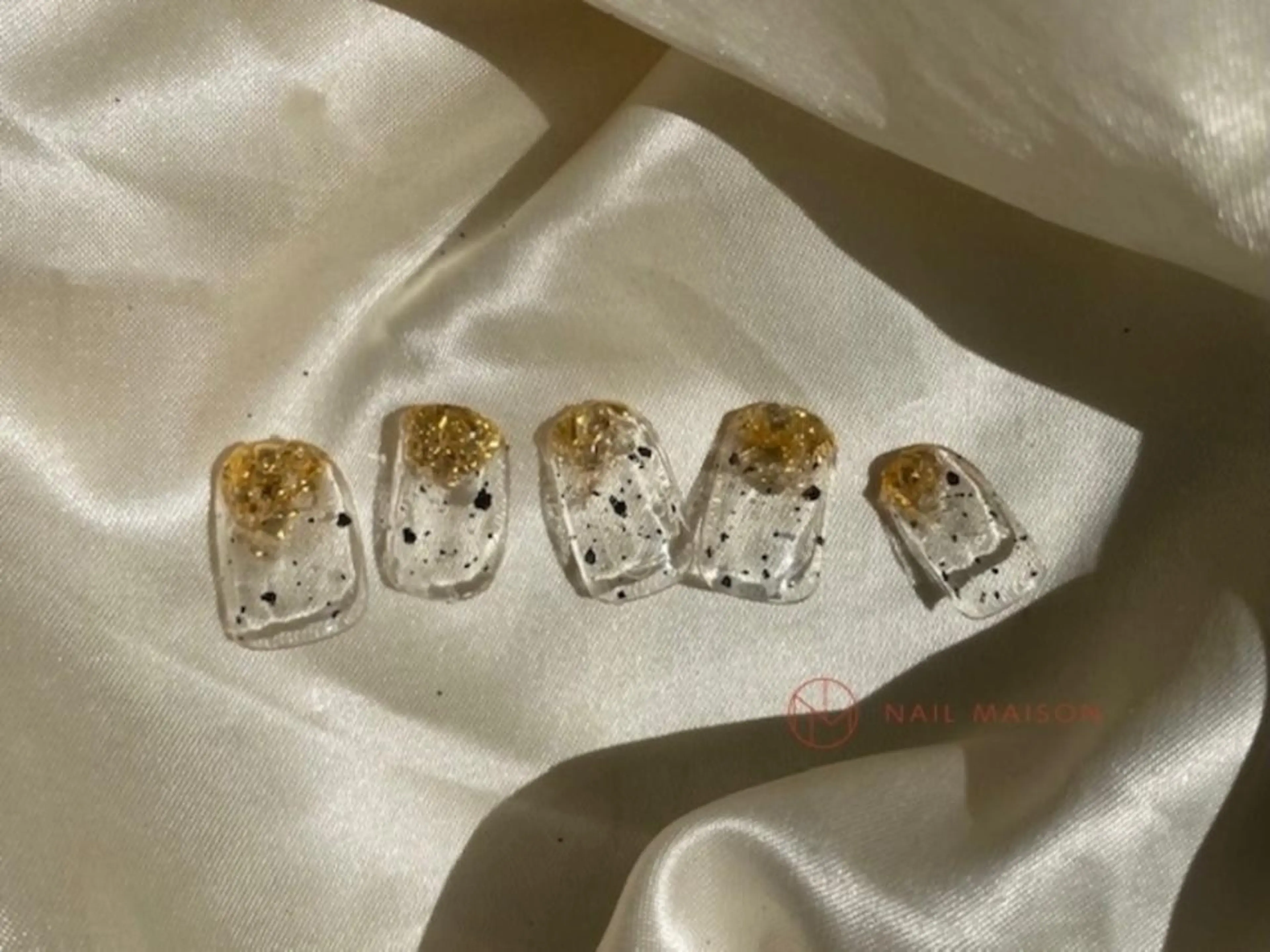 ネイル クリアネイル T RIRIKAのネイルデザイン