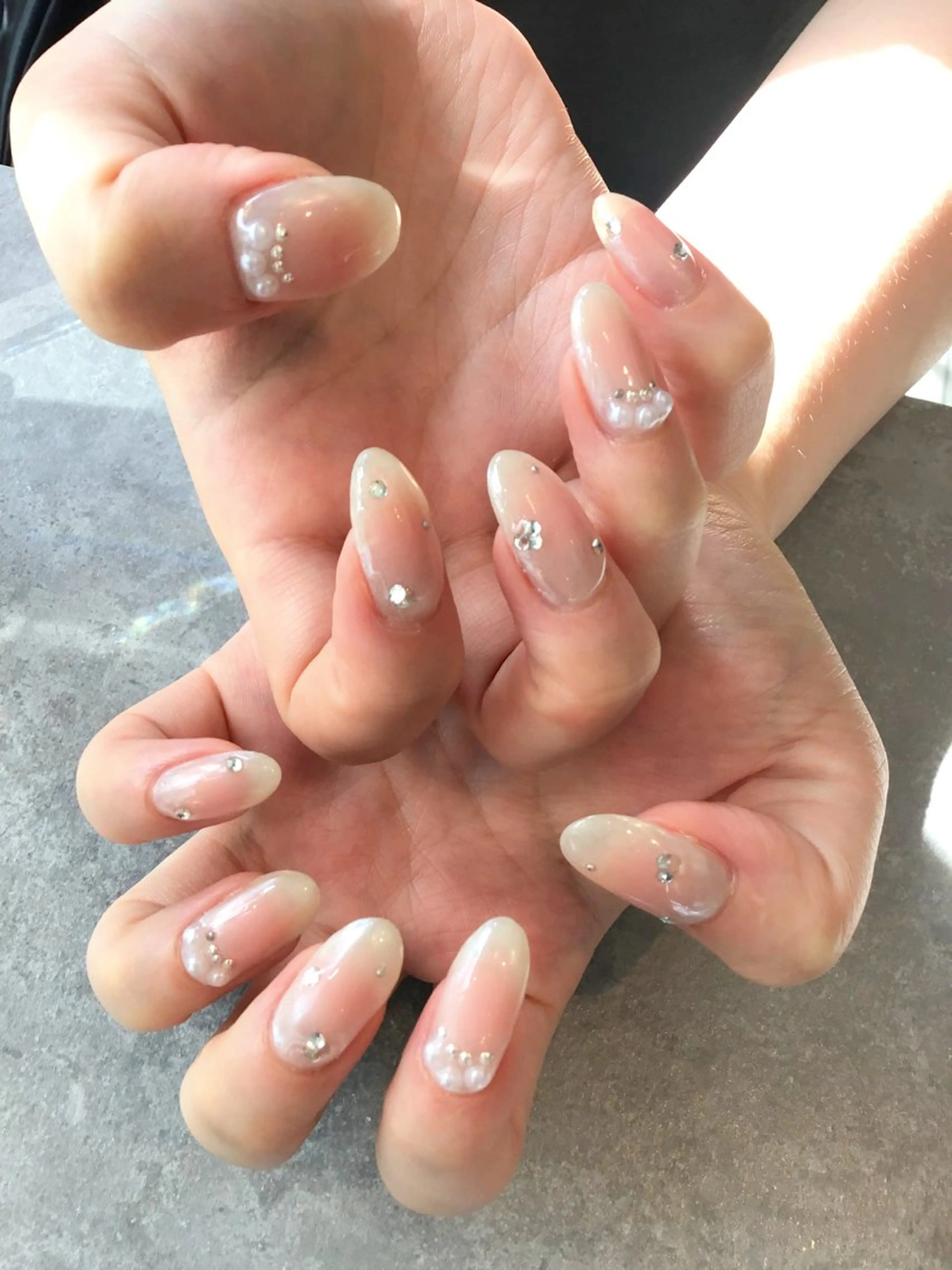 ネイル 持ち込み Nest 岩崎のネイルデザイン