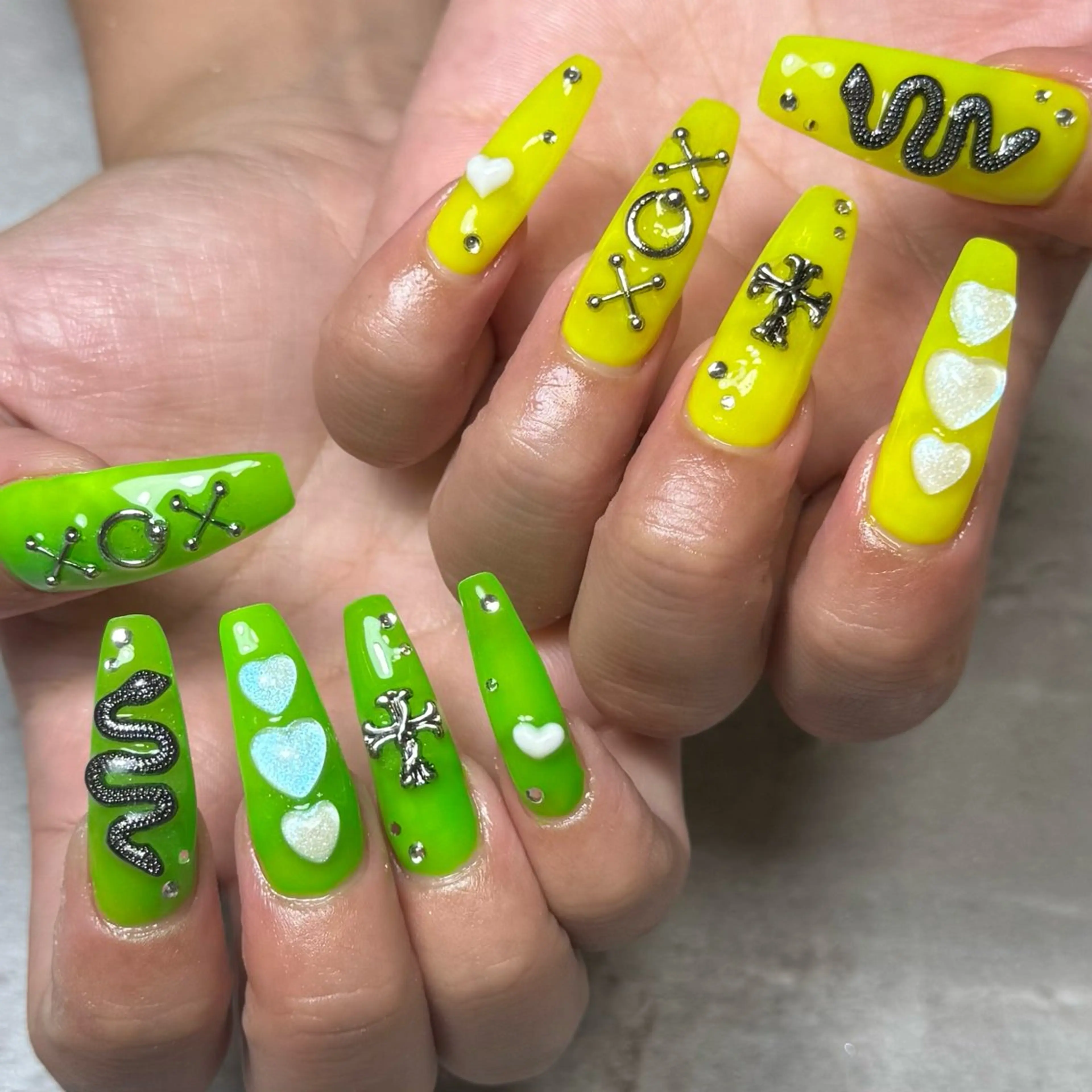 ネイル ハンドネイル are you nailのネイルデザイン