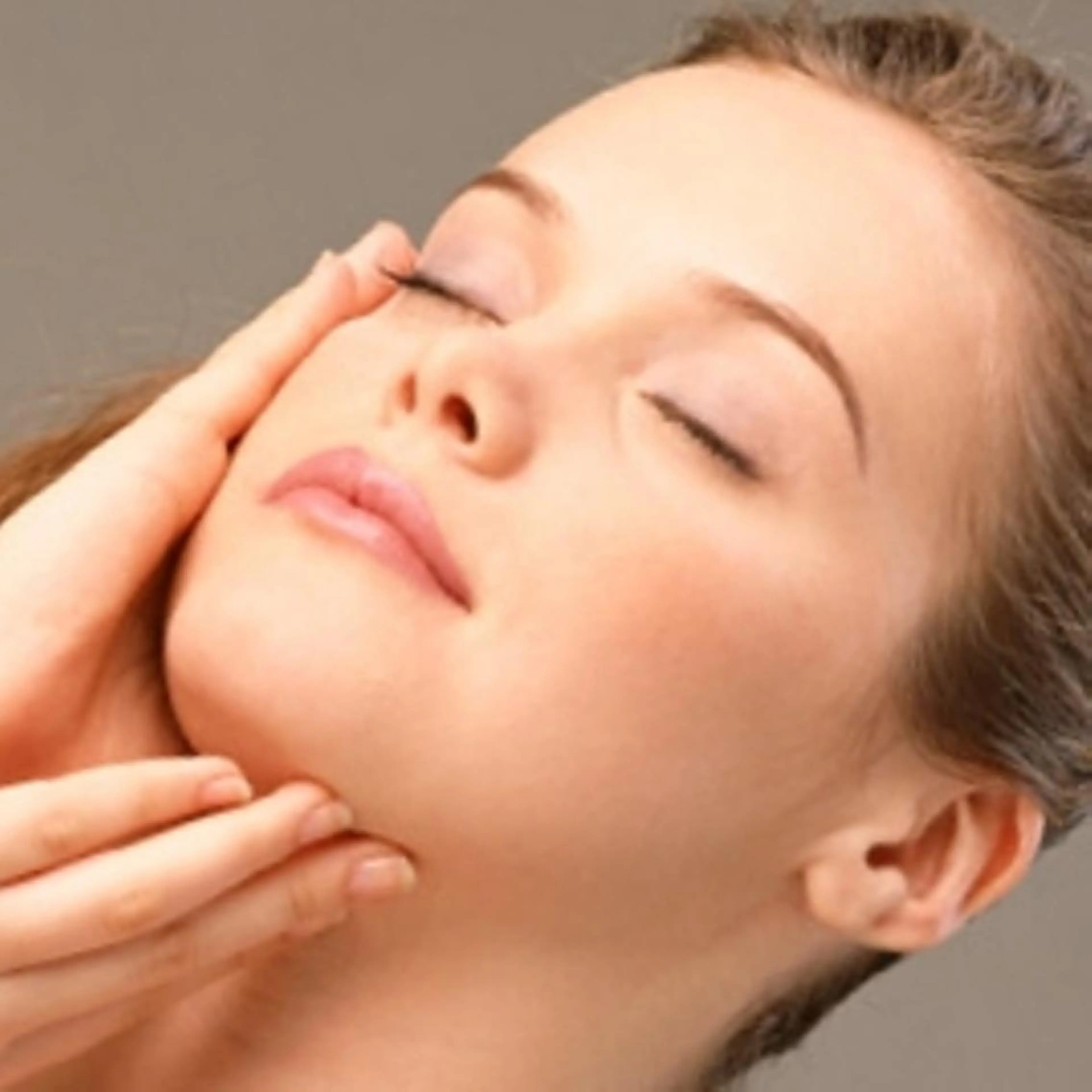 小顔持続叶えます✨✨✨ヘッドマッサージトリートメント＆フェイシャルエステの写真