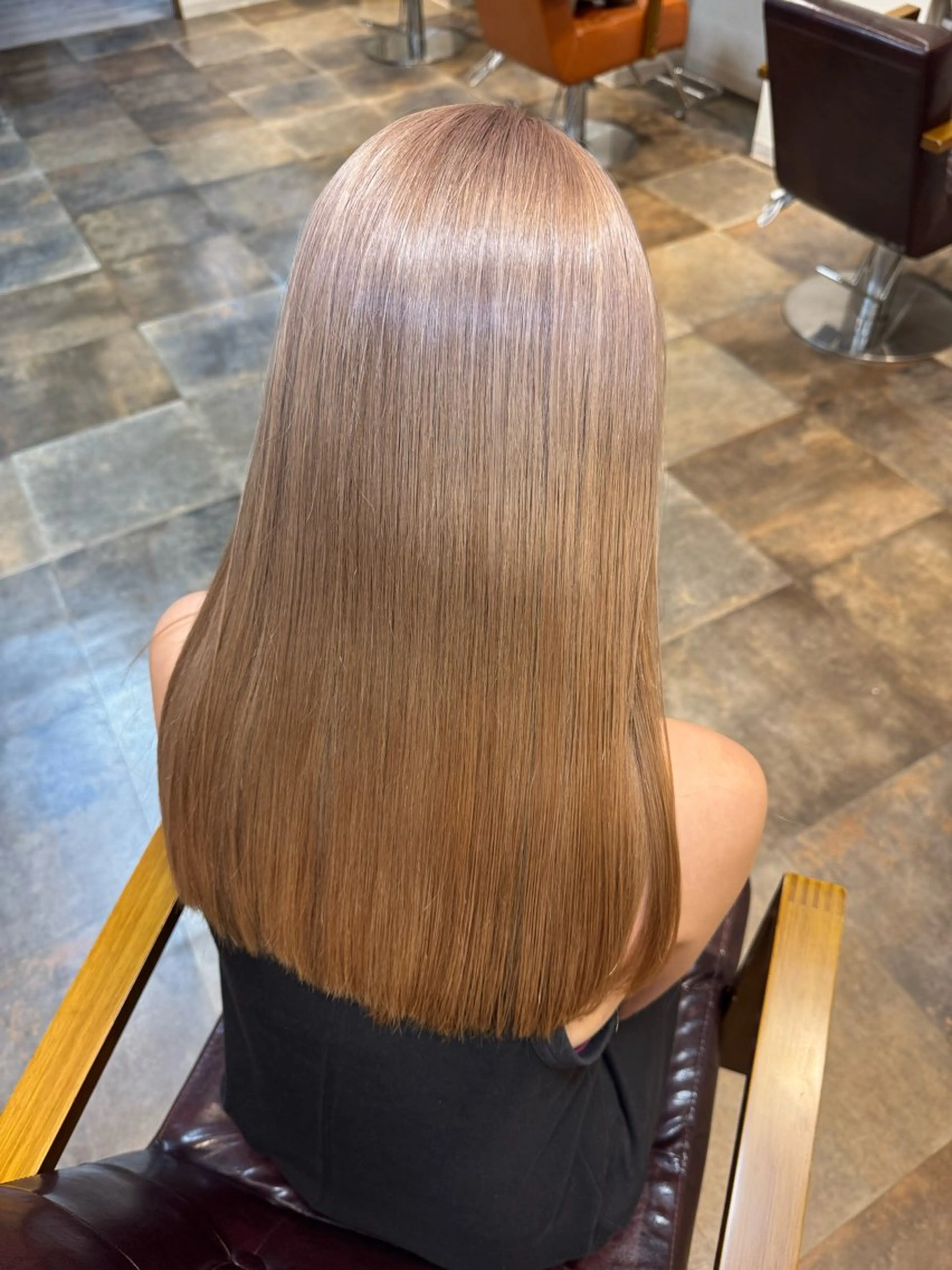 ロング カラー 韓国風🇰🇷レイヤ ーKEI🇰🇷のヘアスタイル