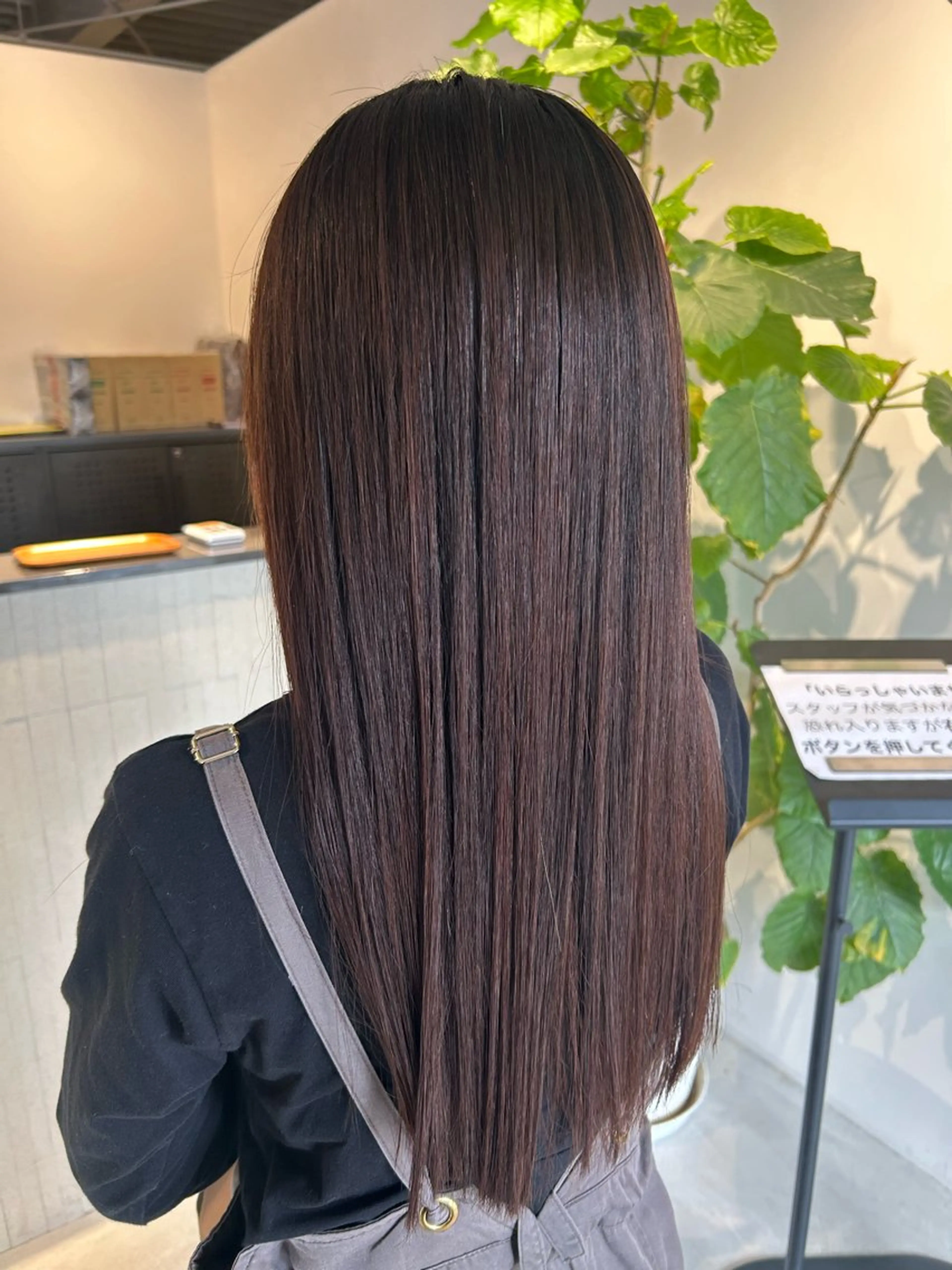 ロング カット 縮毛矯正 トリートメント 💎韓国カラー Giness坂下巧のヘアスタイル