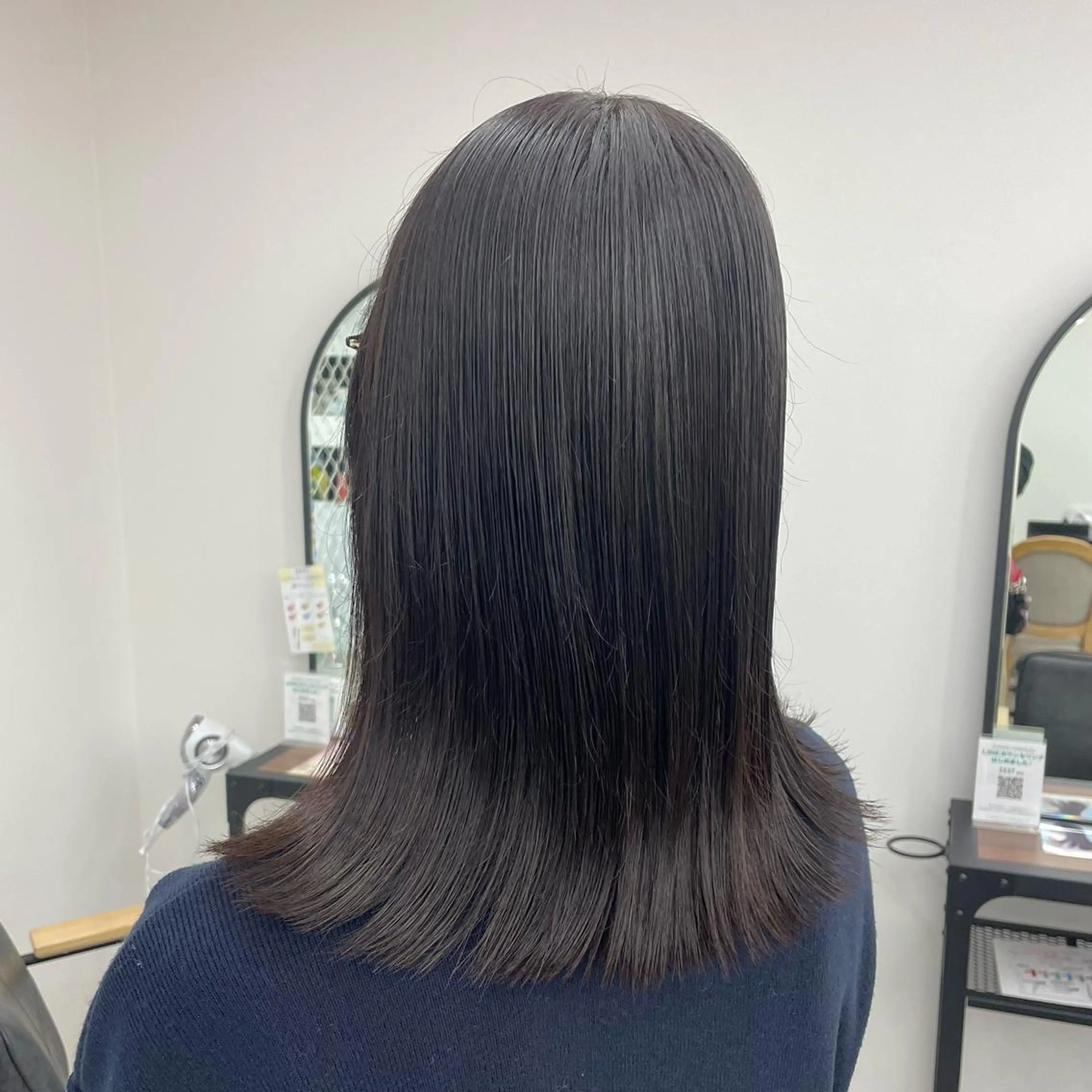 セミロング カラー パーマ ヘアアレンジ メンズ キッズ ネイル マツエク・マツパ アイブロウ トリートメント ブラウン mona/ ストレートスタイル✨のヘアスタイル