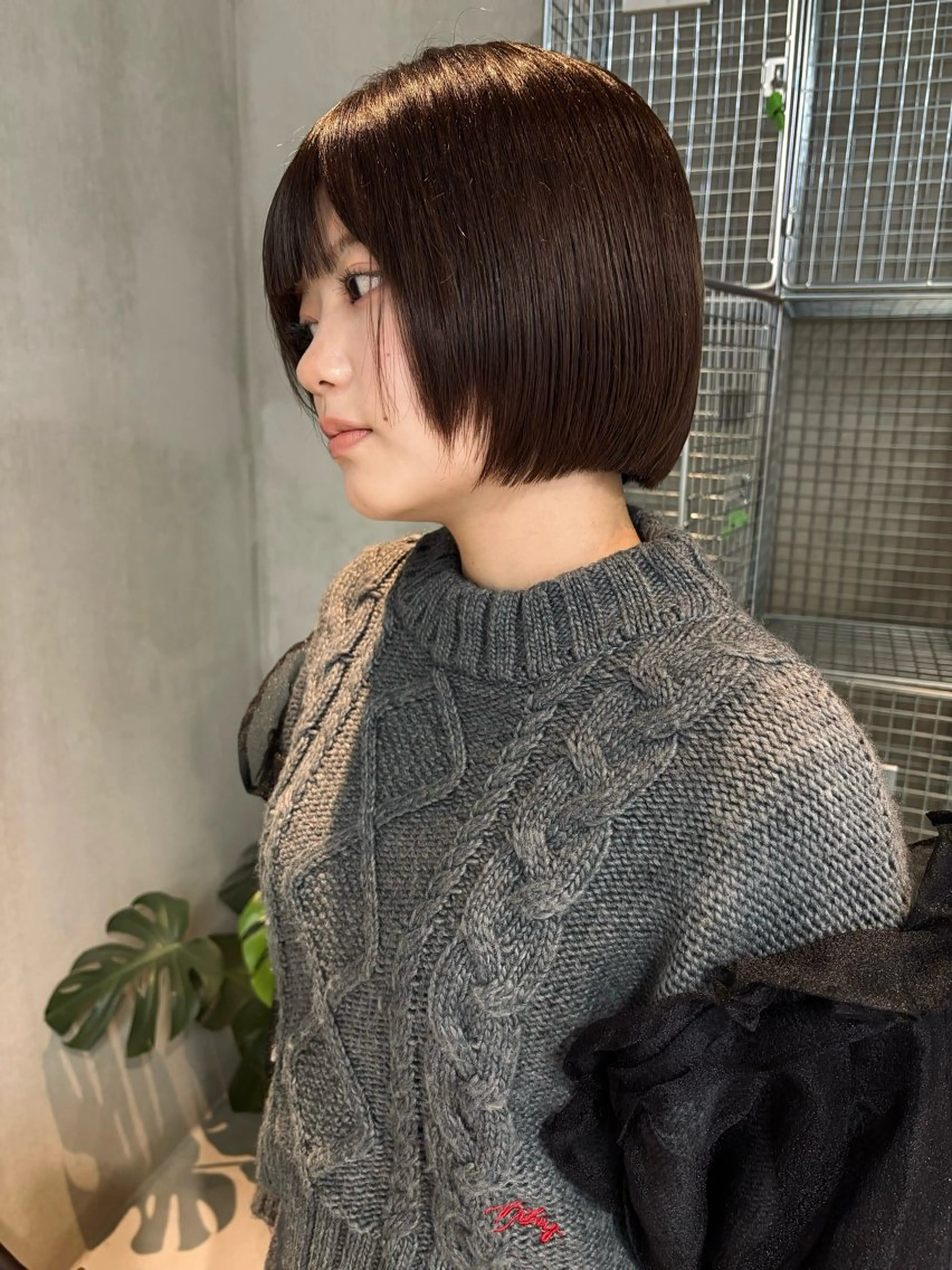 ショート マツイ モモノのヘアスタイル