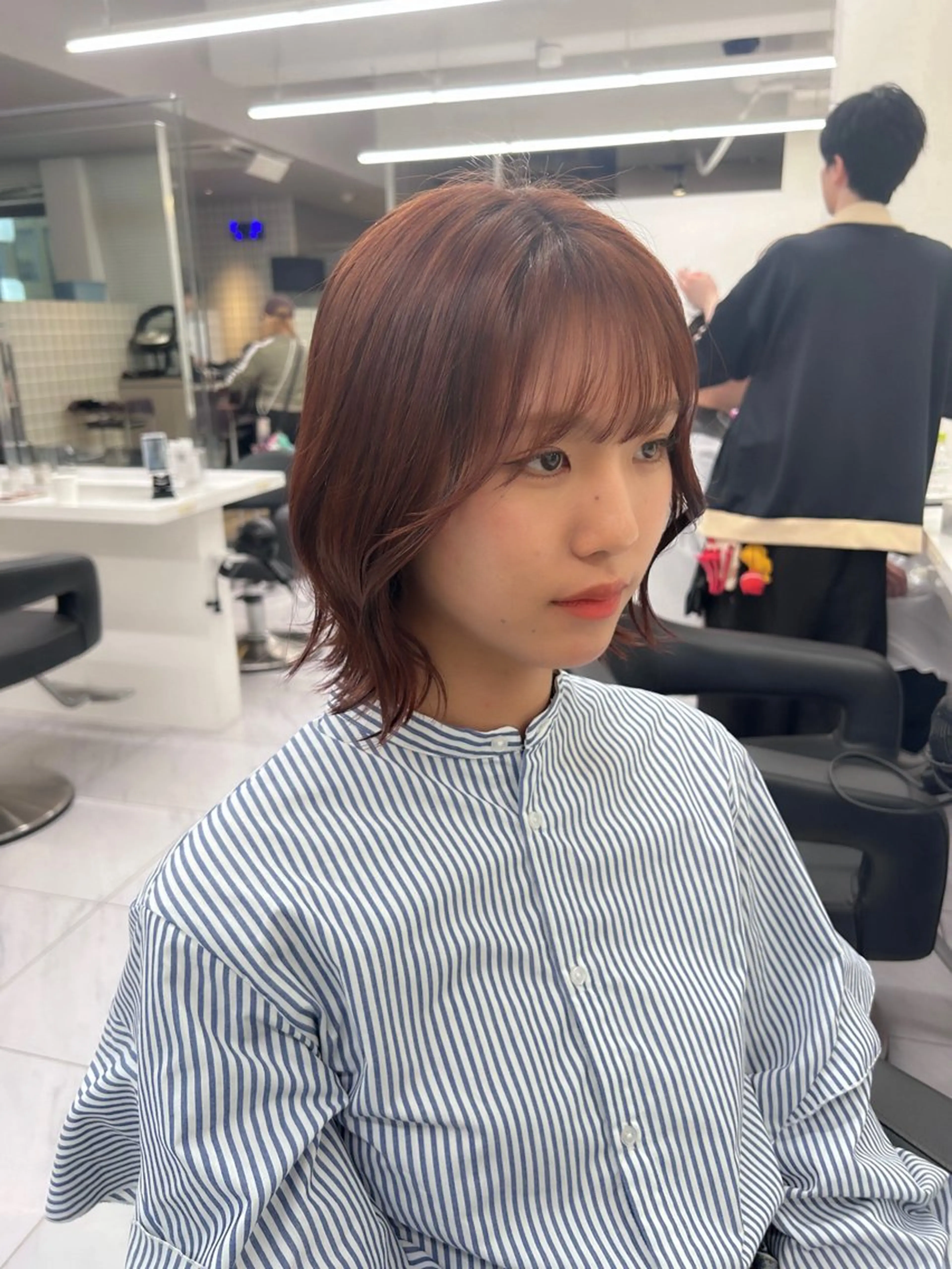 ミディアム カラー パーマ ヘアアレンジ メンズ キッズ ヘアカラー トリートメント ヘアセット ブリーチなしカラー/ ブラウン/レイヤーのヘアスタイル