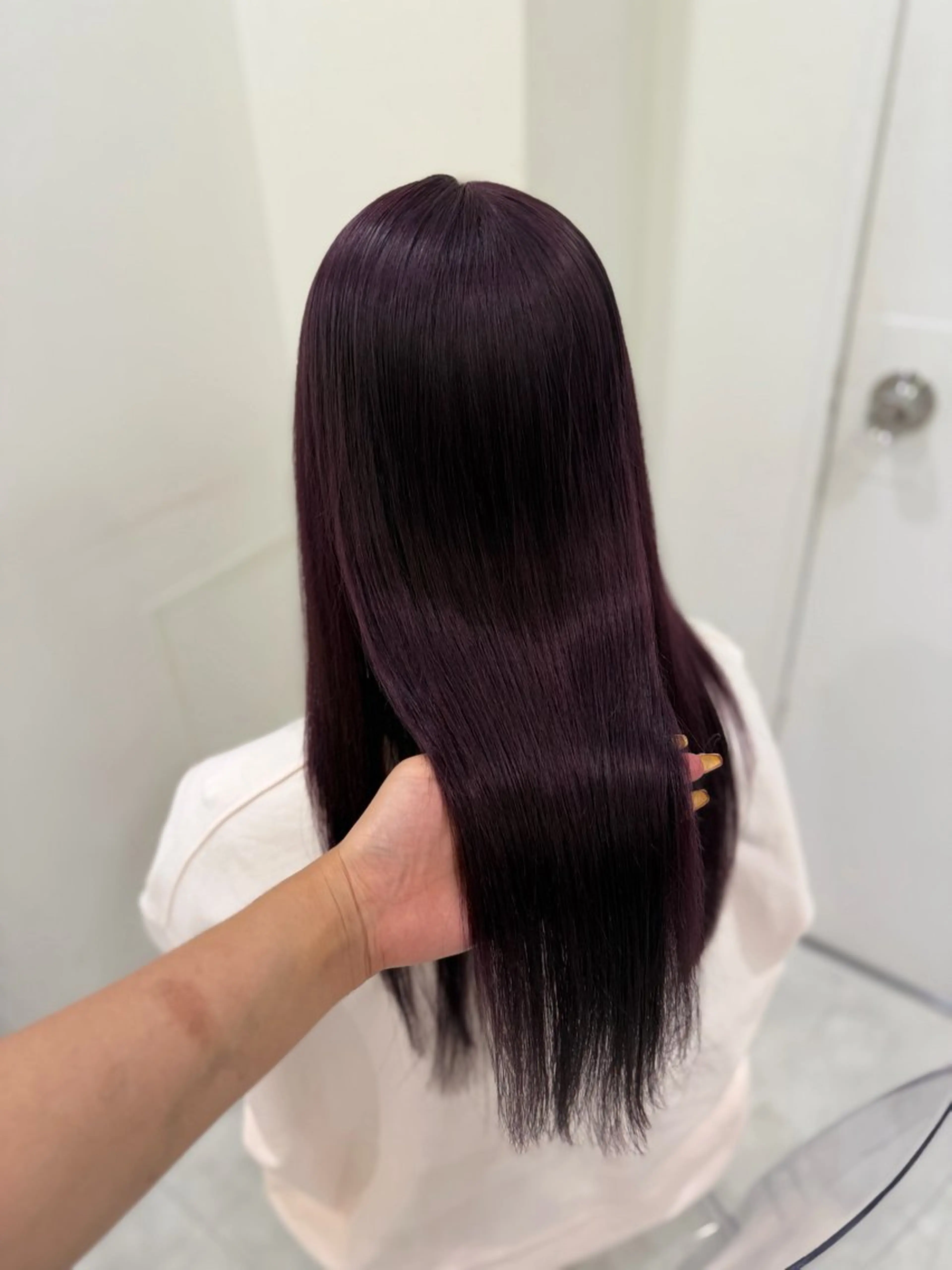 ロング カラー カット ヘアカラー トリートメント ヘッドスパ 韓国風艶髪🎀 暖色カラー🤍のヘアスタイル