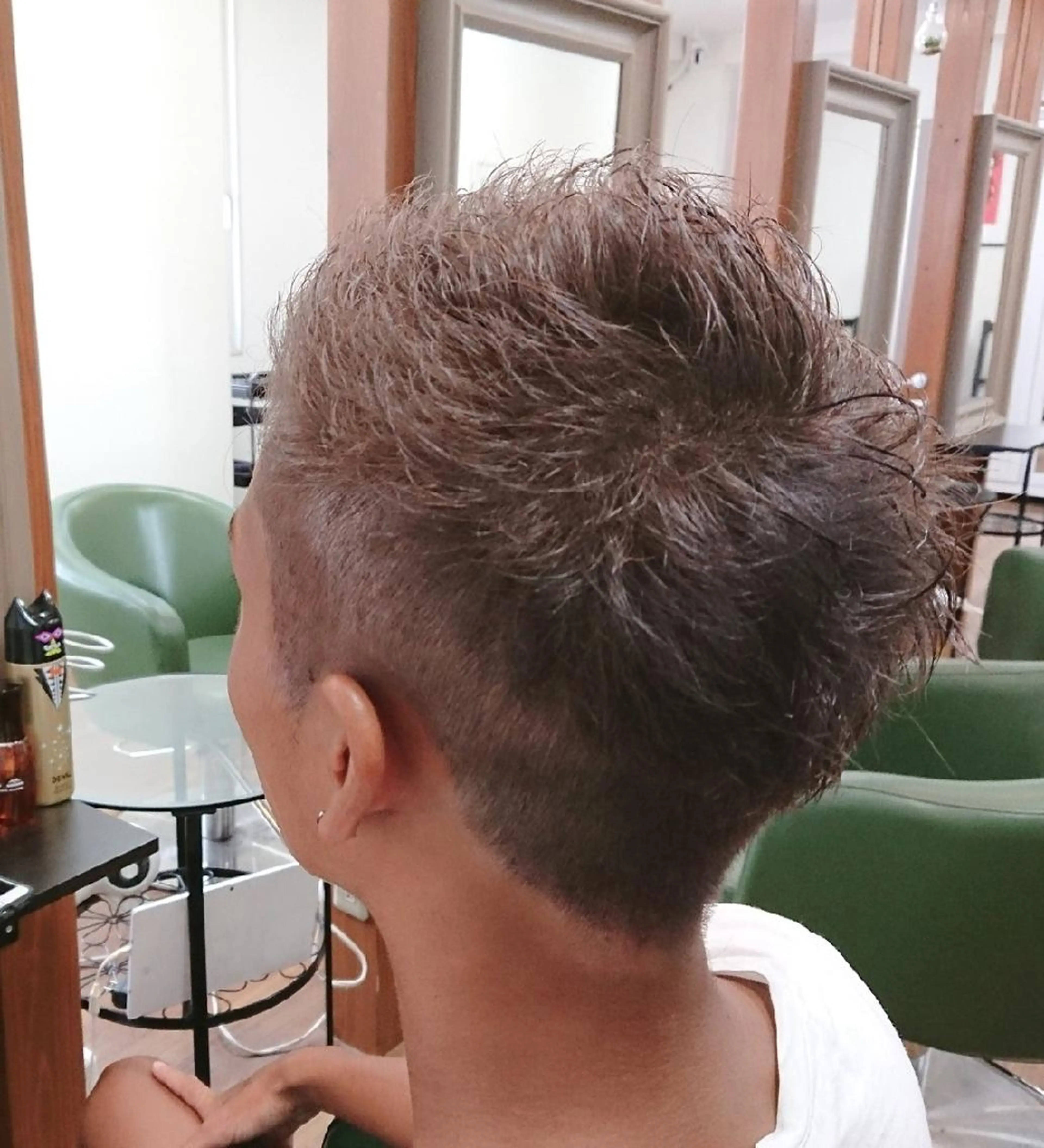 ショート 渡辺 康行のヘアスタイル