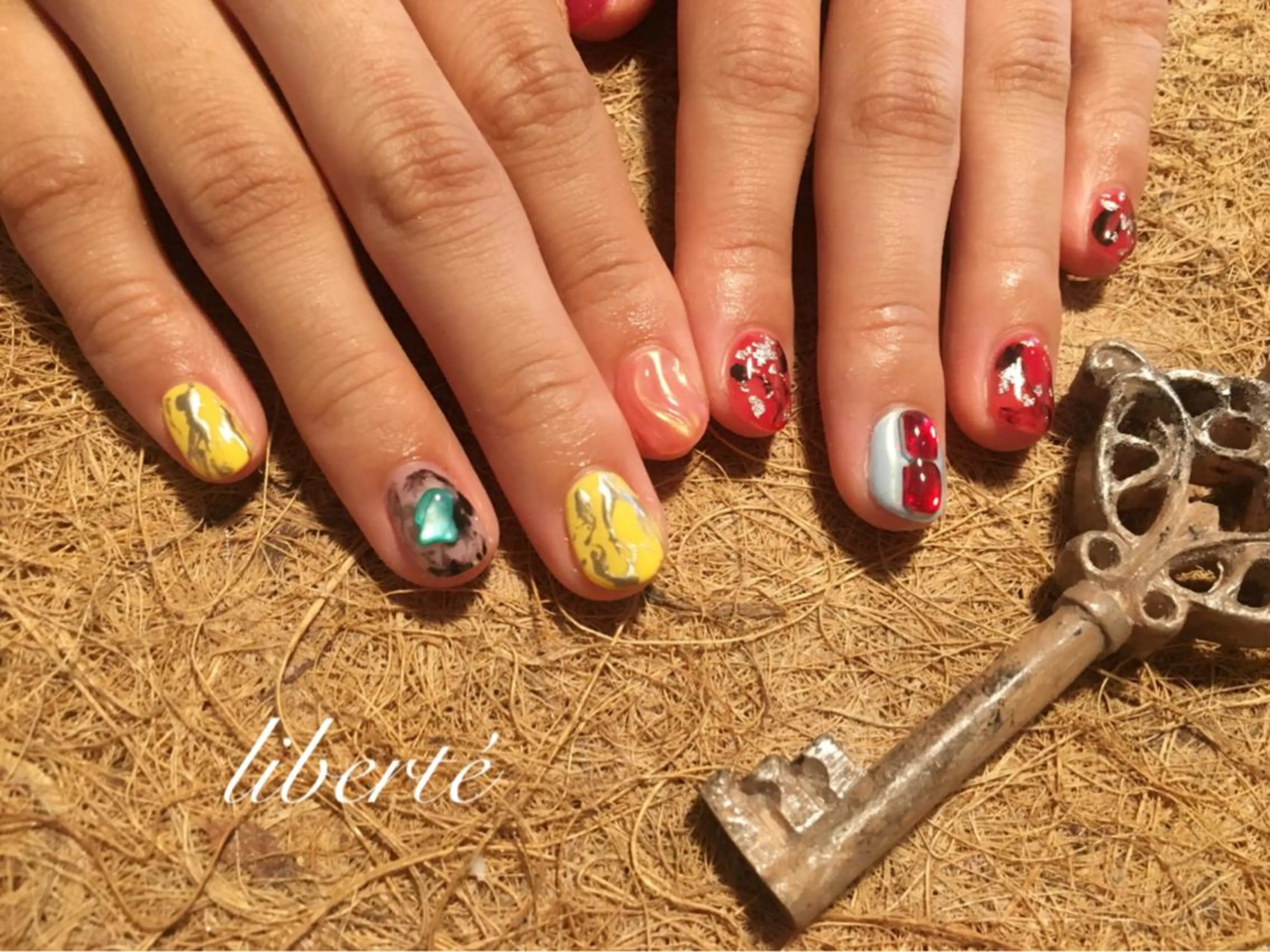 ネイル liberté (リベルテ)のネイルデザイン