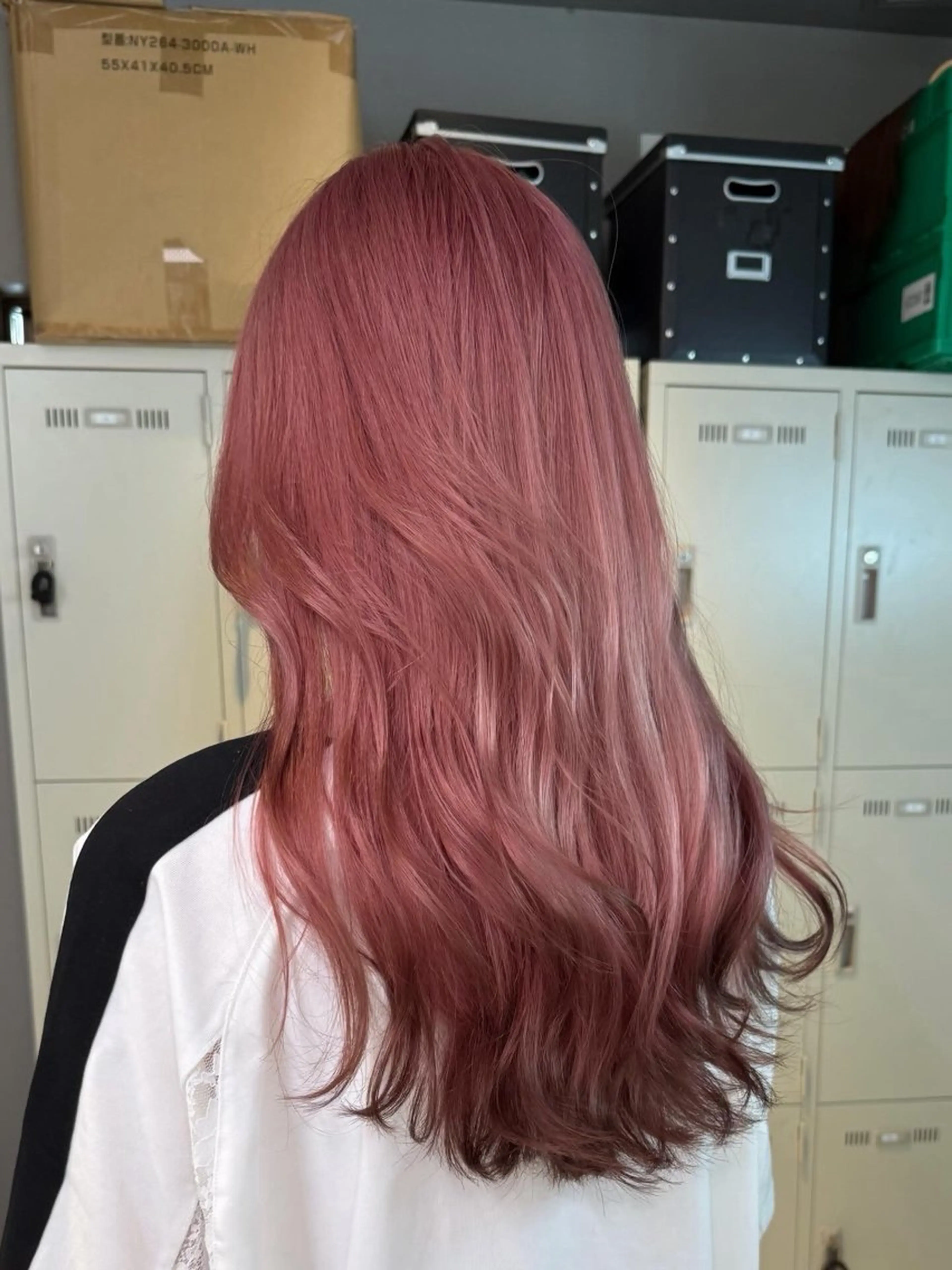 ロング カラー ヘアアレンジ ヘアカラー トリートメント 🌈くれは🎨デザイ ン🌟ダメージレスのヘアスタイル