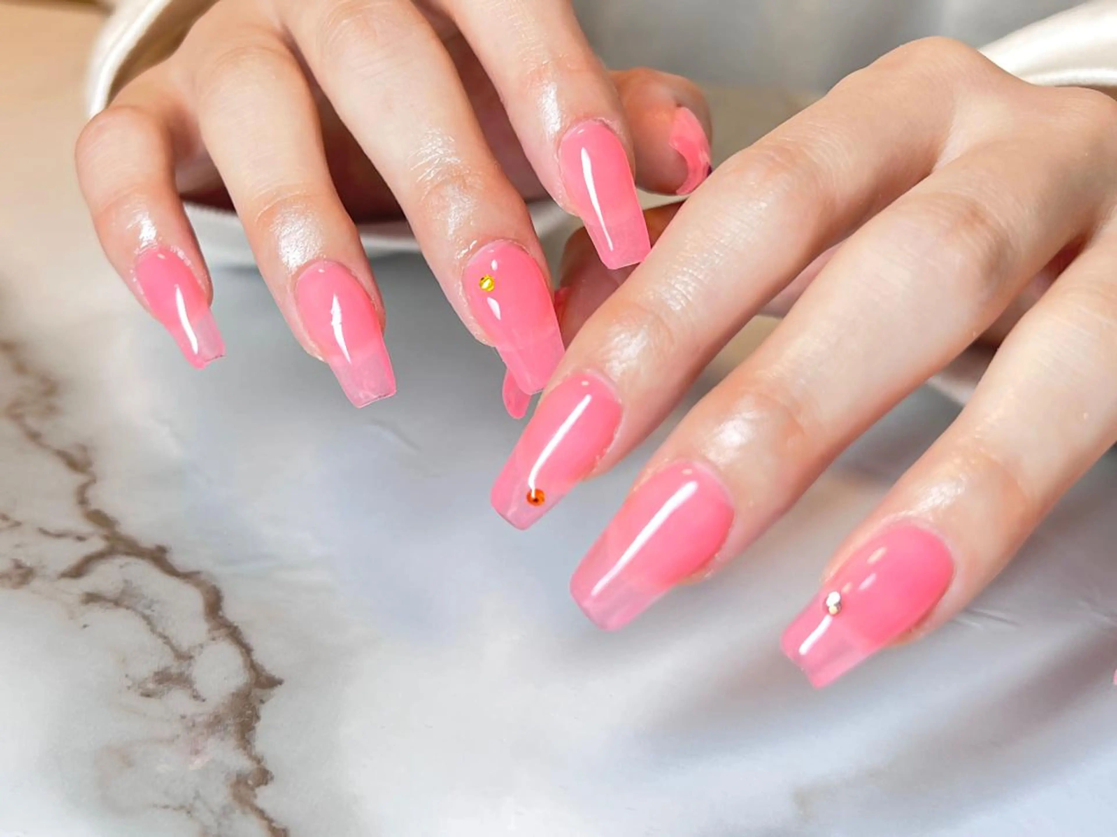 【スカルプ長さだし込み】+ワンカラー/ラメグラ,フレンチ/カラーグラ+500円(オフ代別途)の写真