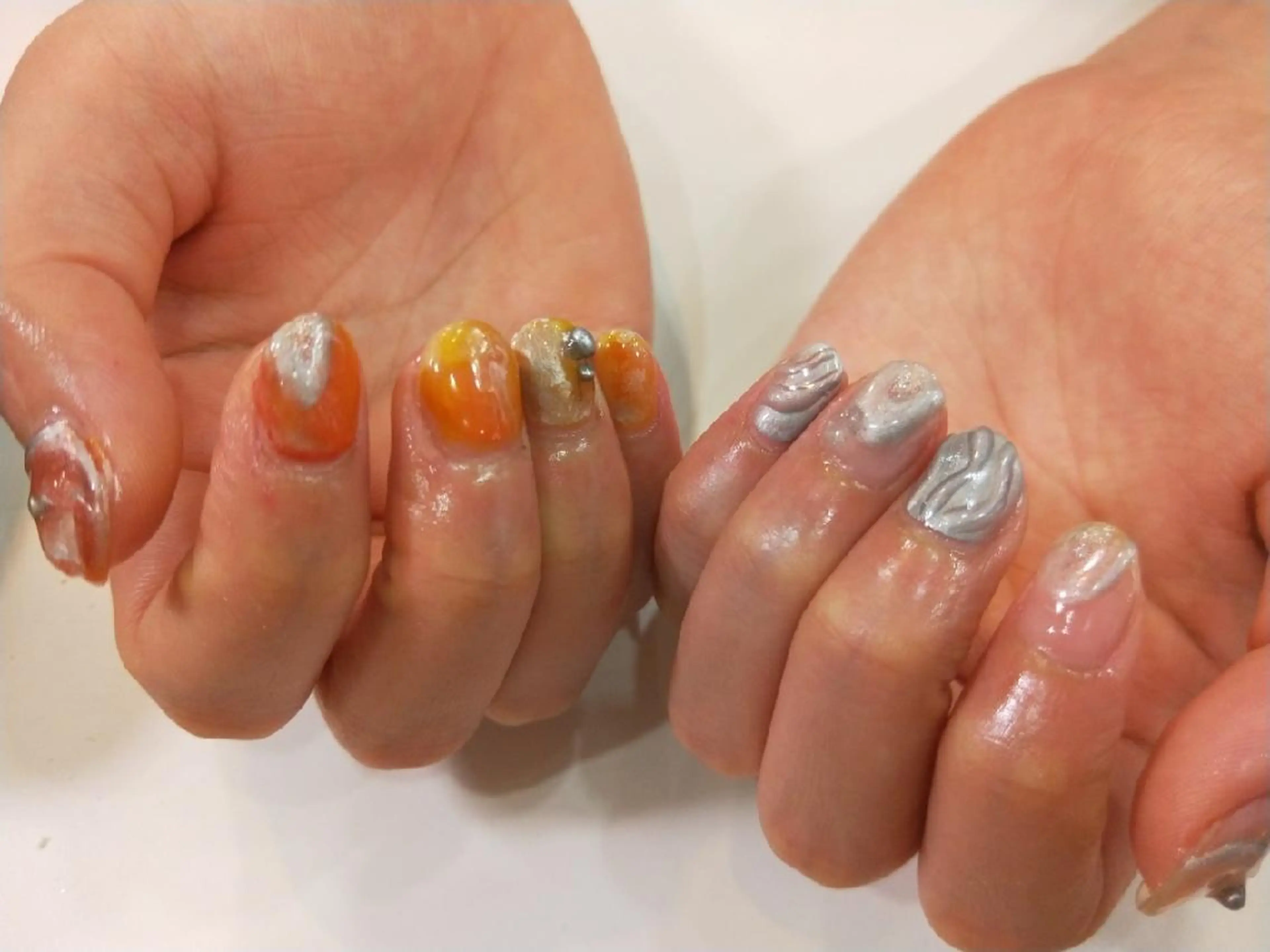 ネイル ハンドネイル ハンドケア はばすみれ🎀ﾈｲﾙ 光ﾌｪｲｼｬﾙ ﾍｱのネイルデザイン