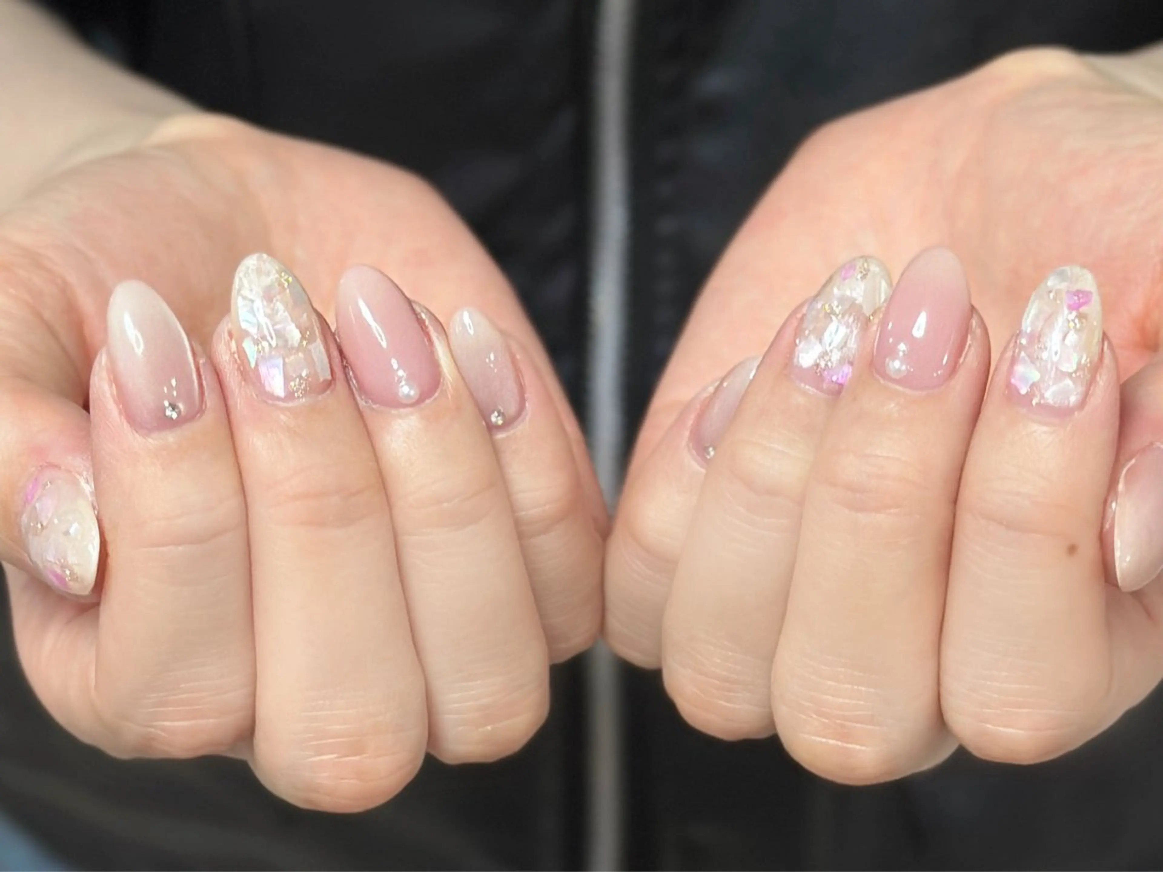 ネイル アートネイル オーロラネイル チークネイル フレンチネイル ガラスフレンチ 🎀YooLi Nail salonのネイルデザイン