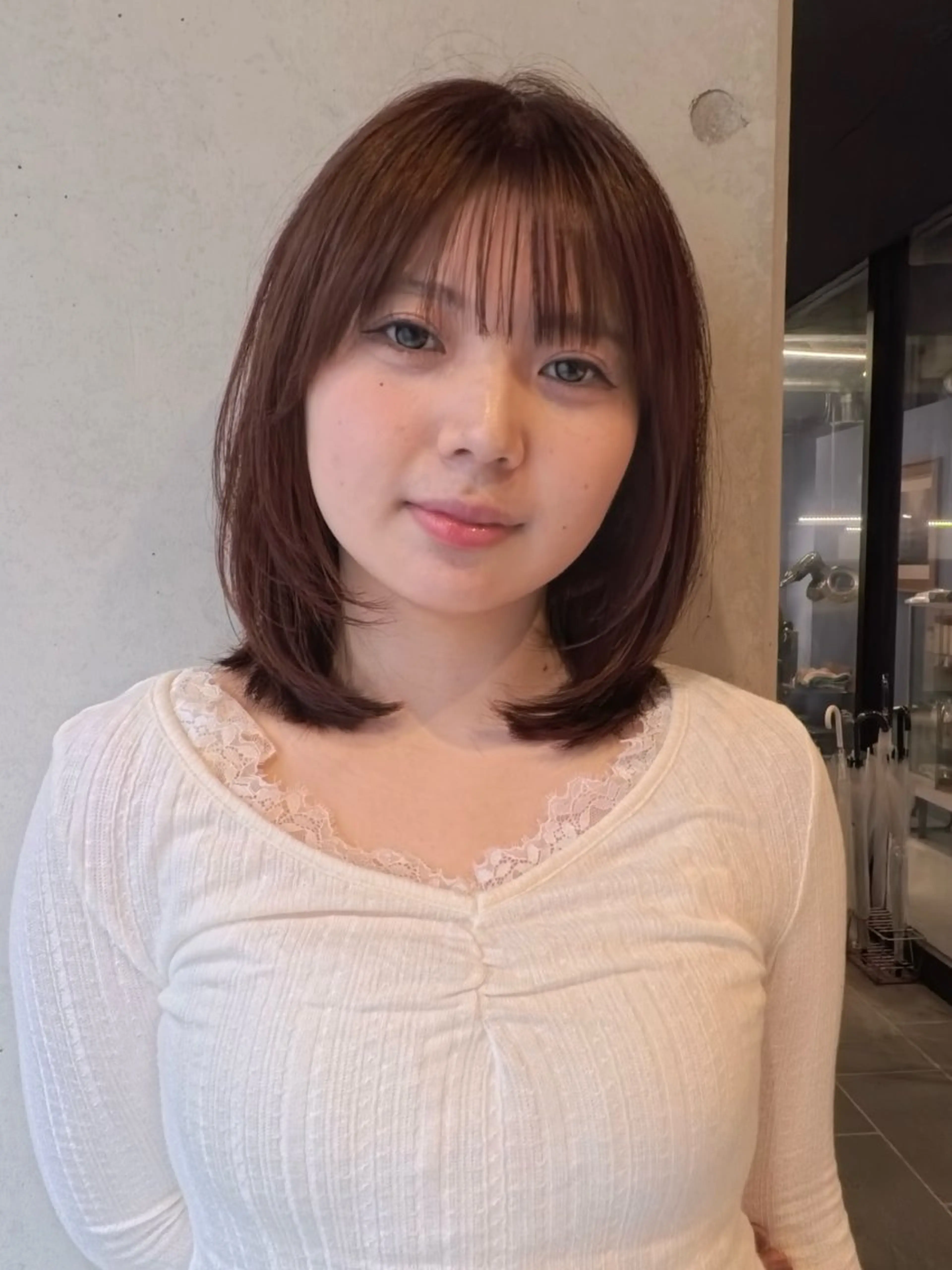 ミディアム カラー ミディアムレイヤー ブリーチ 透明感カラー ブリーチなしカラー レイヤーカット カット ヘアカラー トリートメント 韓国ヘア/wカラー レイヤー/RIN🎀のヘアスタイル