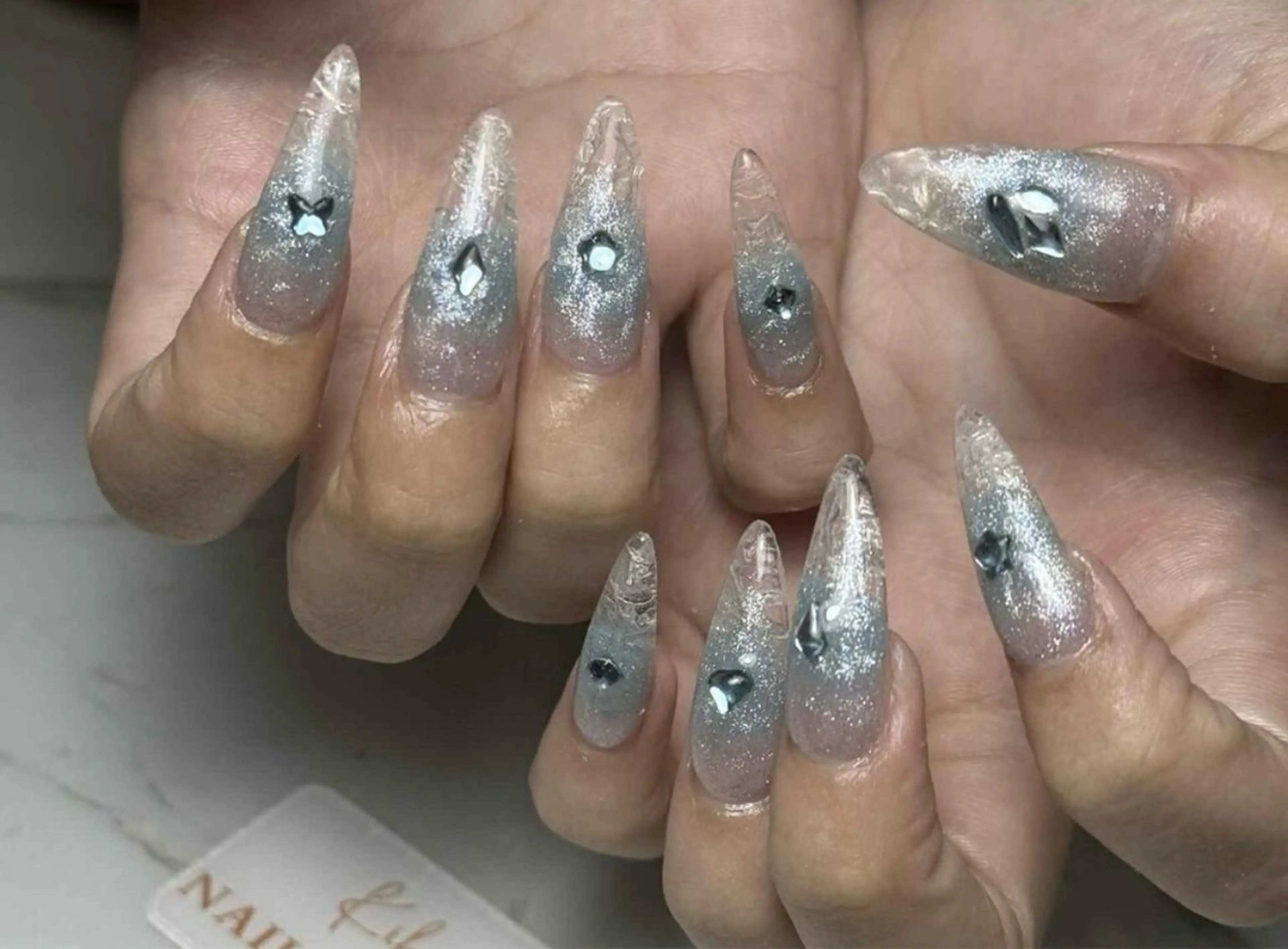 ネイル ハンドネイル 小林 あゆみのネイルデザイン